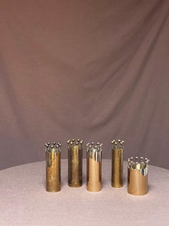 Pierre Forssell Kronenvasen aus Messing, hergestellt von Hand in Skultuna Schweden. Brancusi