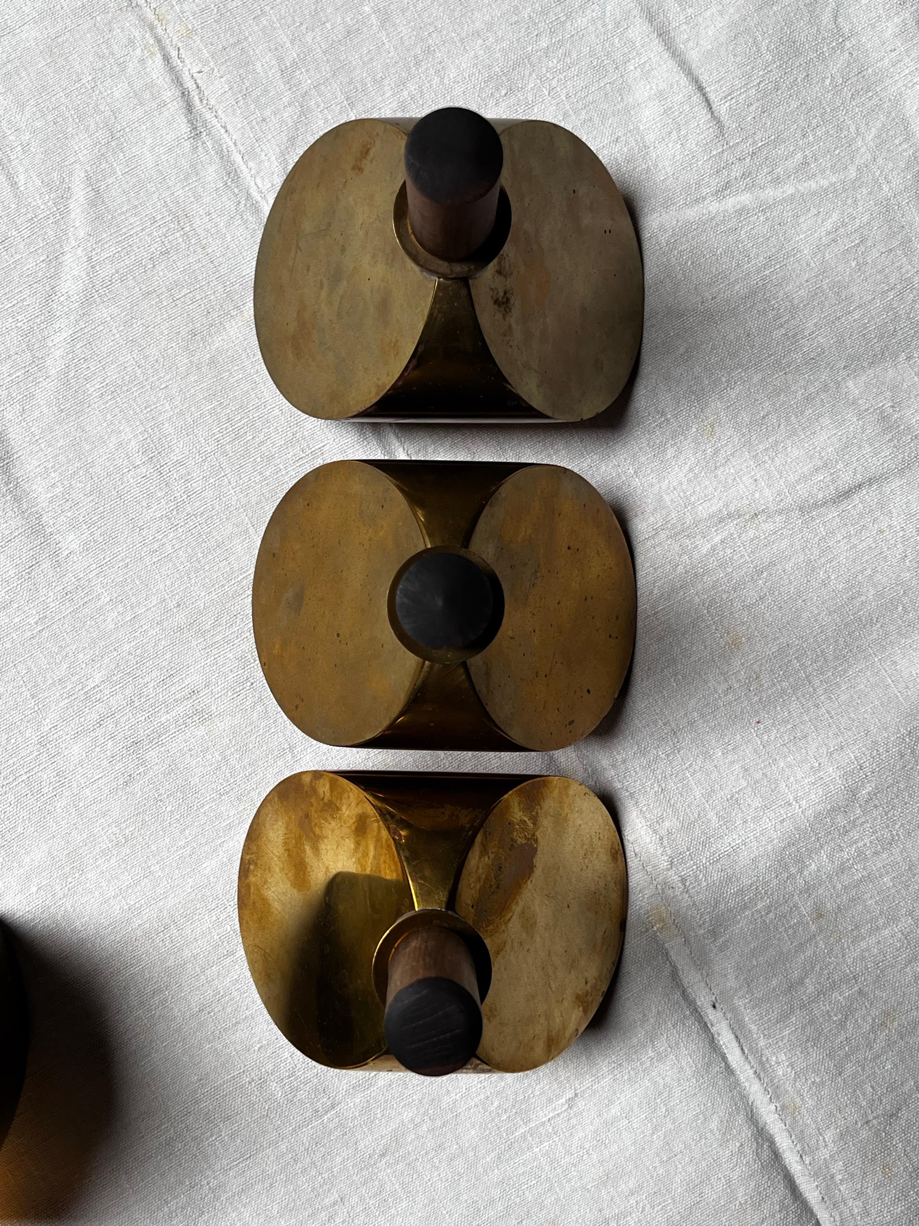 Pierre Forssell caraffa in ottone fatta a mano Skultuna Svezia Brancusi in vendita 4