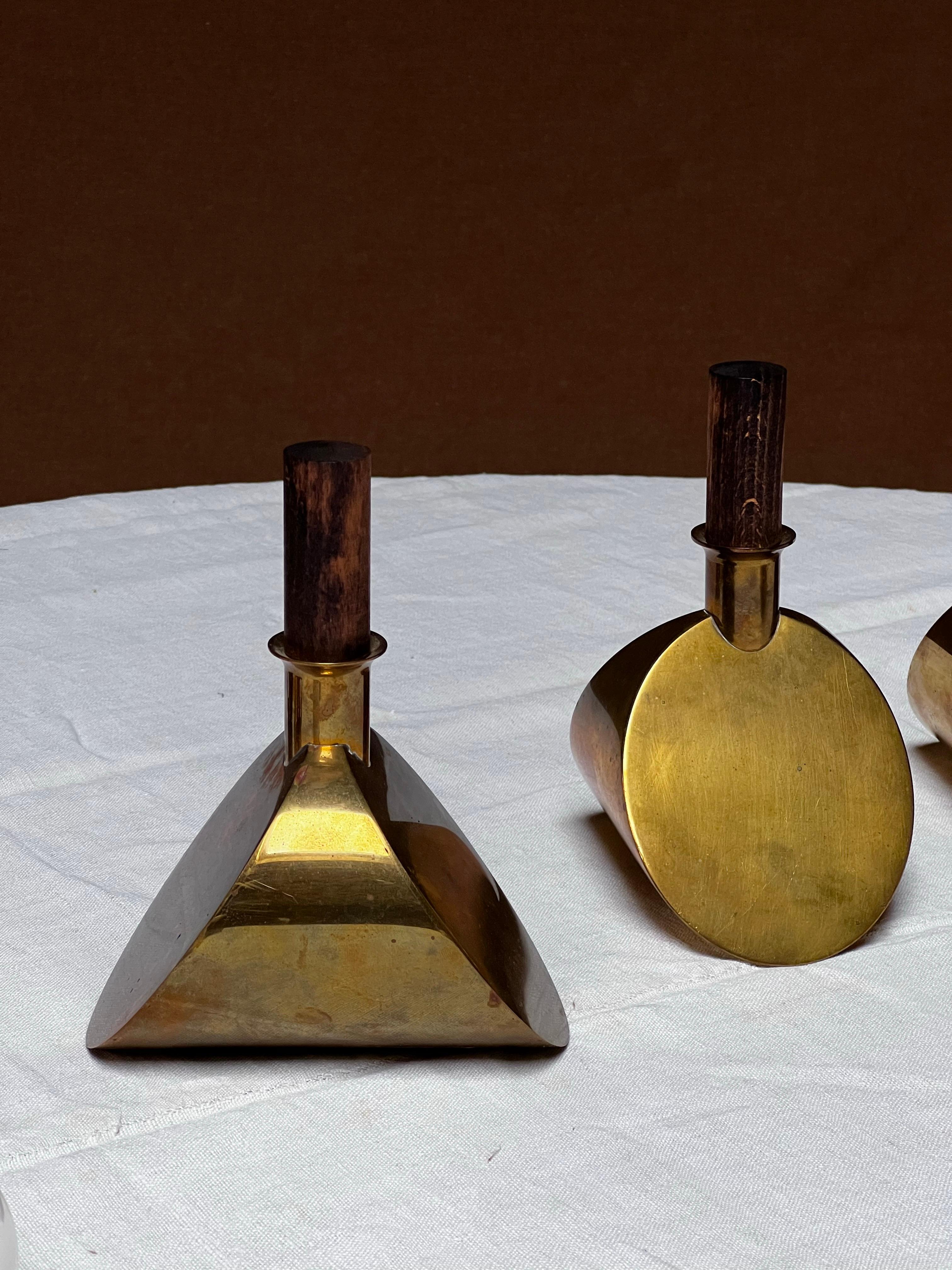 Fine XX secolo Pierre Forssell caraffa in ottone fatta a mano Skultuna Svezia Brancusi in vendita