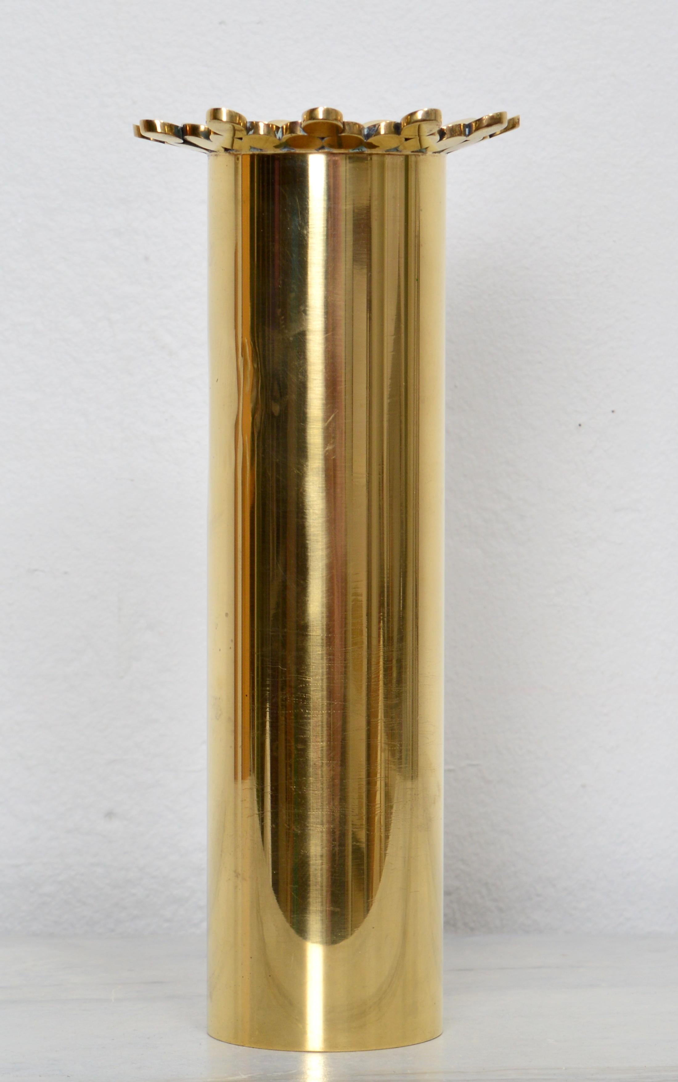 Pierre Forssell Brass Vase Produced by hand in Skultuna Sweden (Skandinavische Moderne) im Angebot