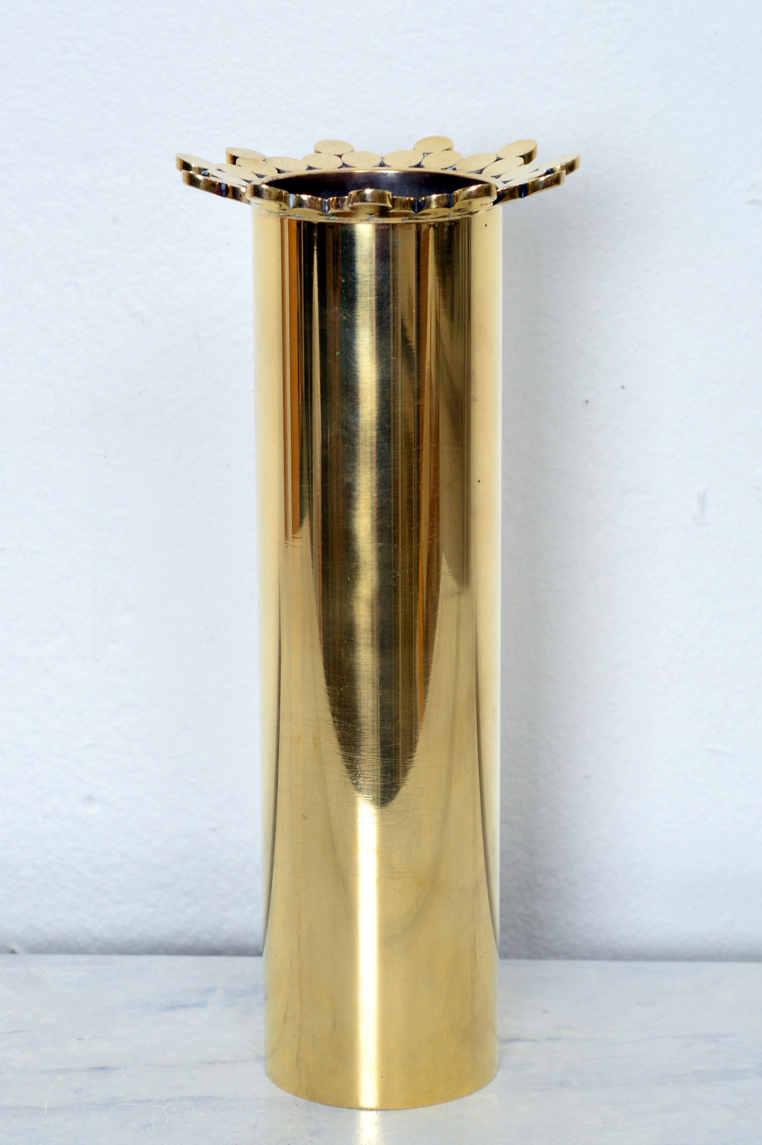 Pierre Forssell Brass Vase Produced by hand in Skultuna Sweden (Schwedisch) im Angebot