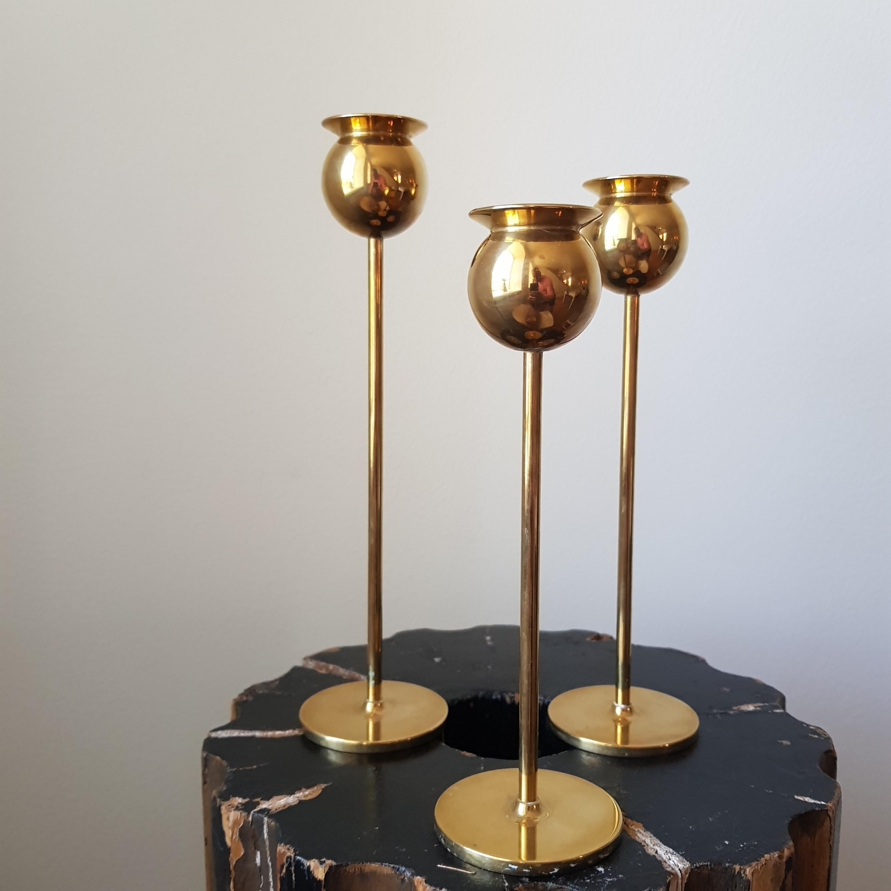 Pierre Forssell, Kerzenständer „Tulip“, Messing, Skultuna, Skandinavische Moderne  im Angebot 2