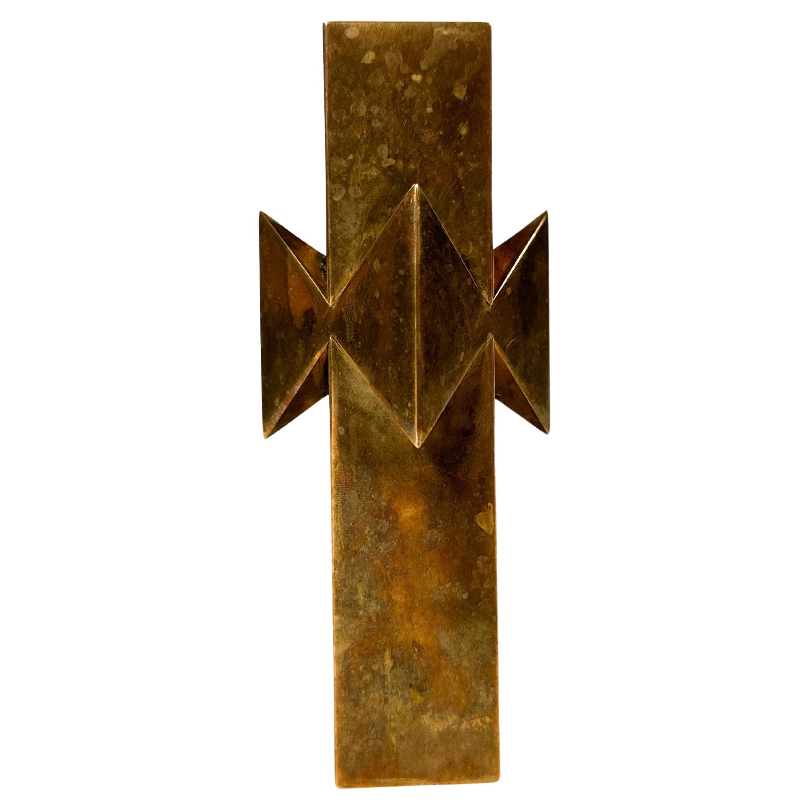Bastone per candele Rosett disegnato da Pierre Forssell, prodotto in Svezia da Skultuna negli anni '80.

Ottone massiccio, pesante e di qualità artigianale. Bella patina forte, ottime condizioni.

Per candele standard con diametro di 2 cm

Altezza: