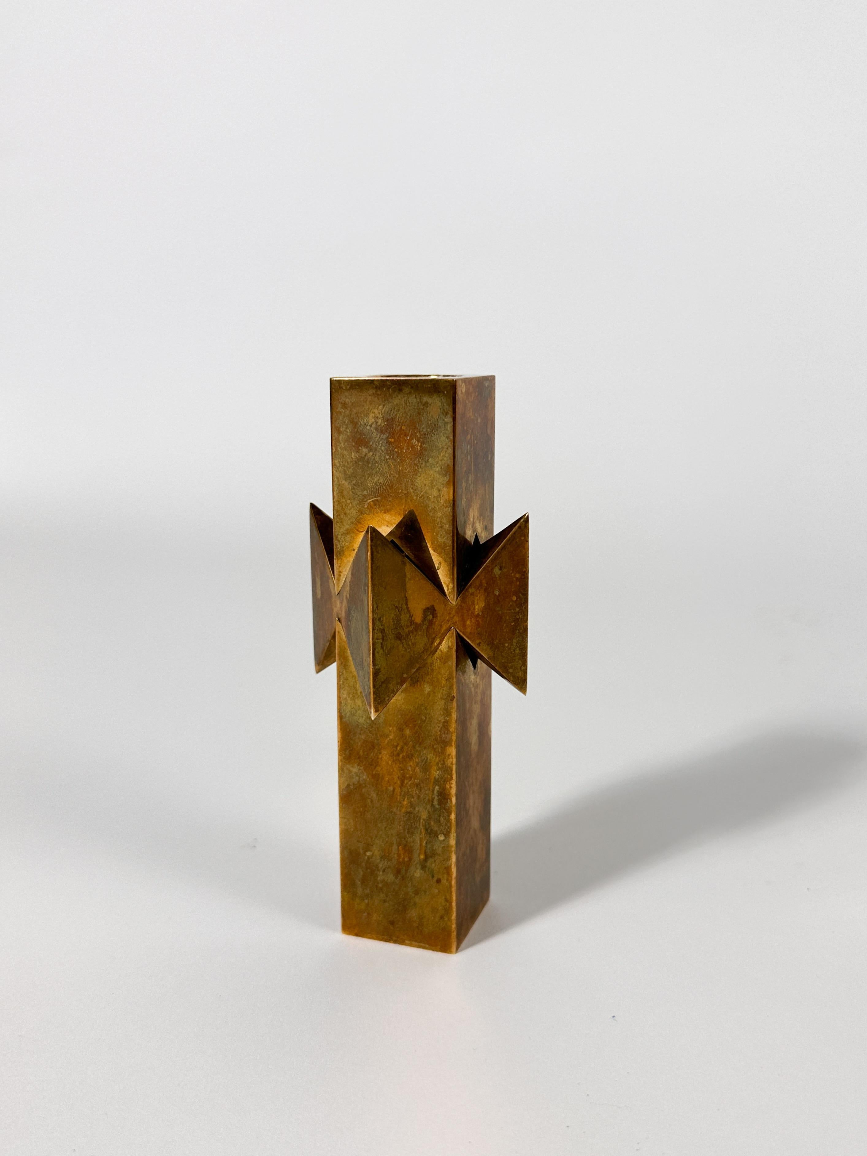 Mid-Century moderno Pierre Forssell Rosett Portacandele in ottone Skultuna Svezia Anni '80 in vendita