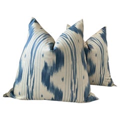 Pierre Frey „Toiles De Nantes“ in Bleu Ancien 22“ Daunen geflochtene Kissen - ein Paar