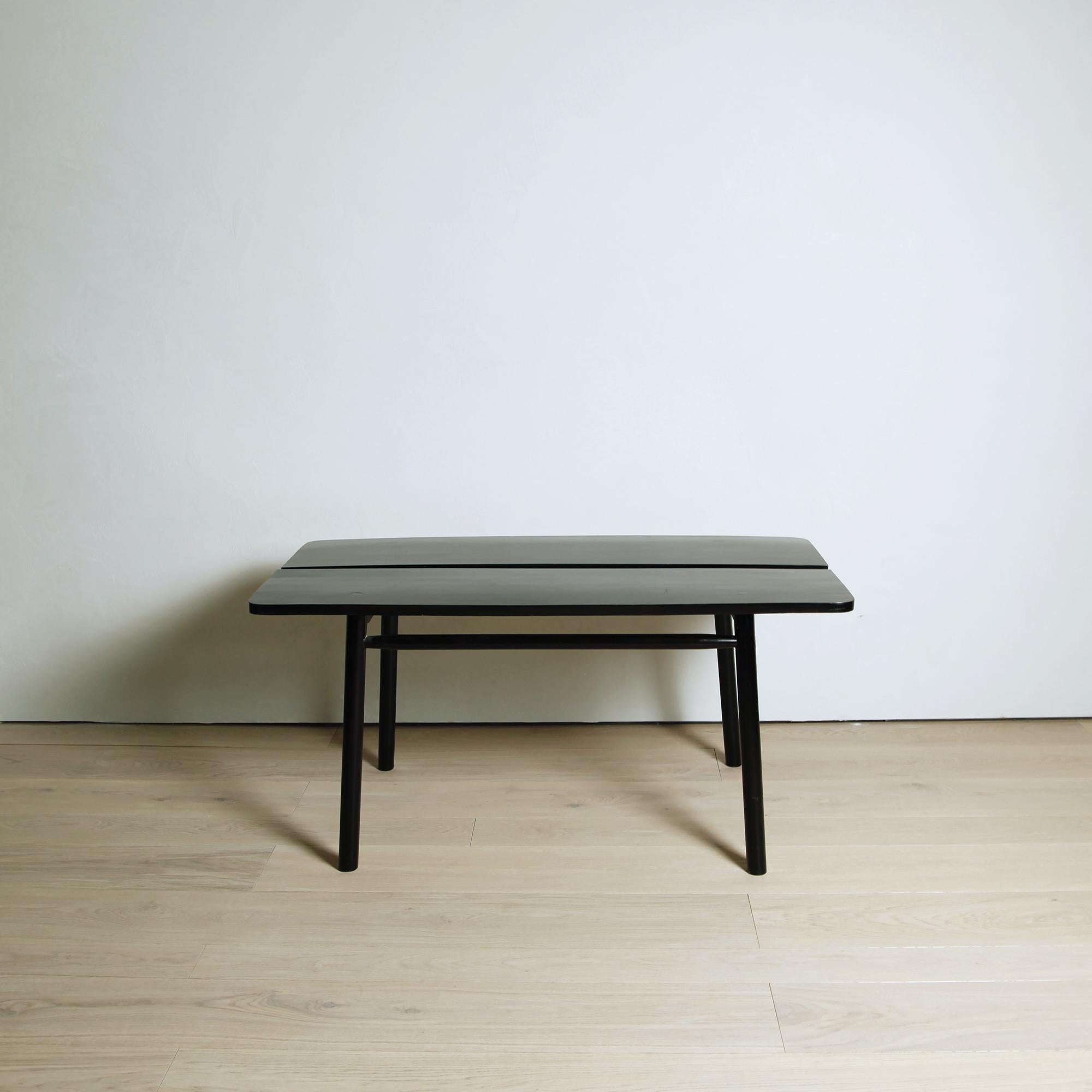 Pierre Gautier-Delaye Esszimmertisch aus Ebenholz (Ebonisiert) im Angebot