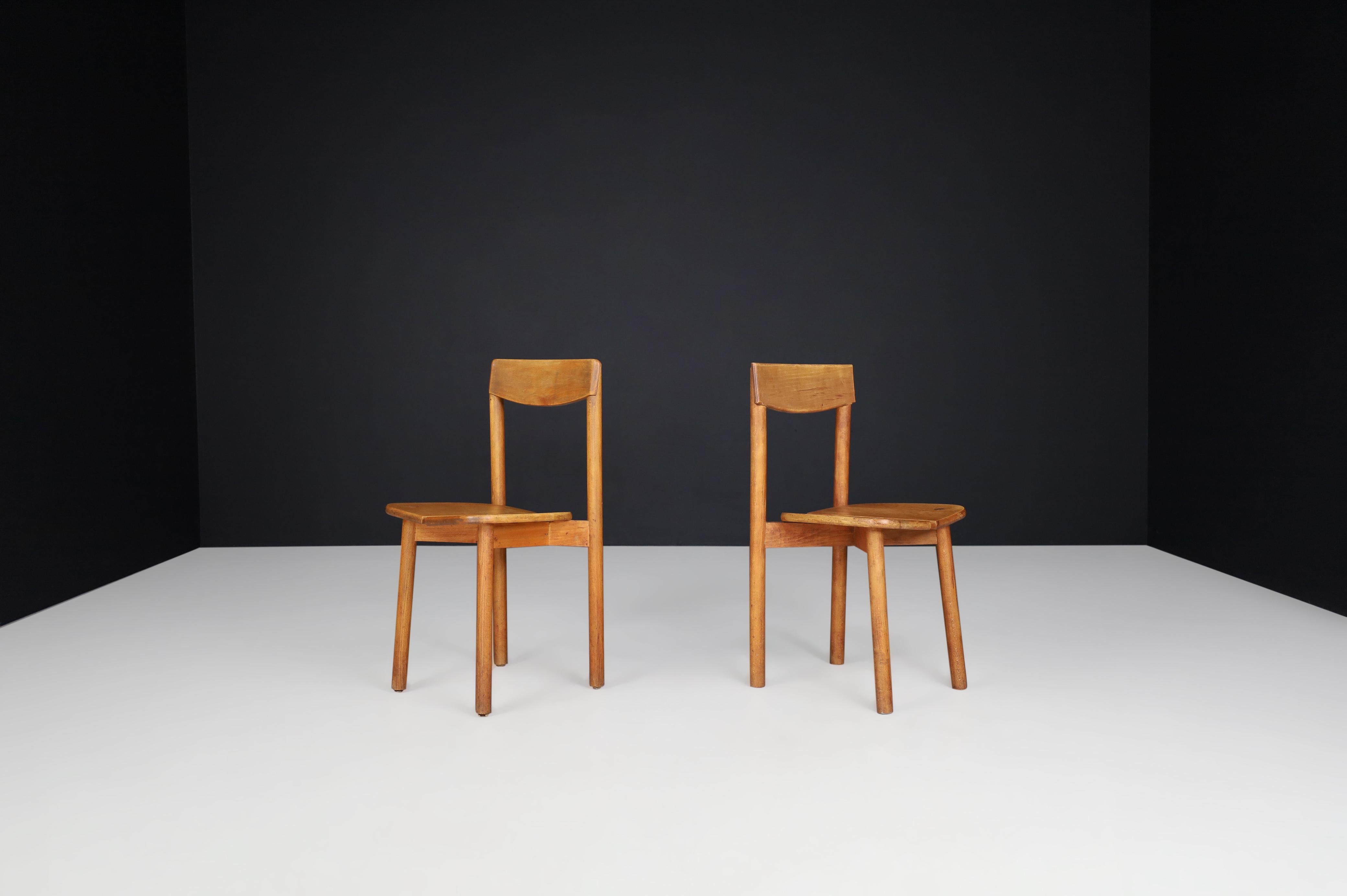 Pierre Gautier solid beech chairs, France, 1960s

Pierre Gautier designed these chairs in the 1960s. These subtle and modest chairs are executed in stained beechwood. Characteristics of these chairs are the nice fine-shaped cylindric legs and the