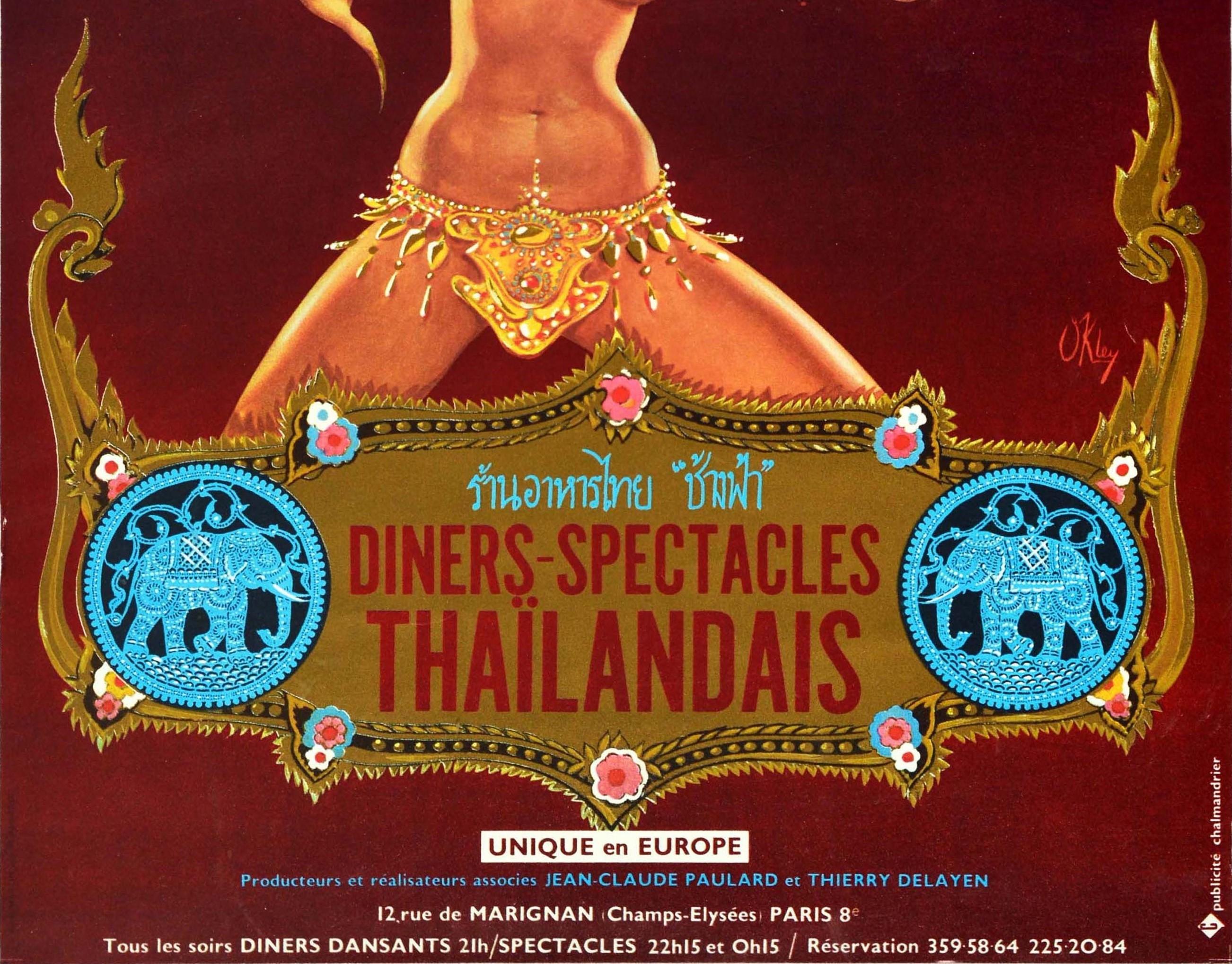 Affiche rétro originale, Éléphant bleu, Champs Élysées, Paris, Exposition thaïlandaise, Pin Up - Marron Print par Pierre Gilardeau