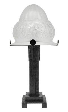 Pierre Gilles Bella lampada da tavolo francese Art Deco 1920