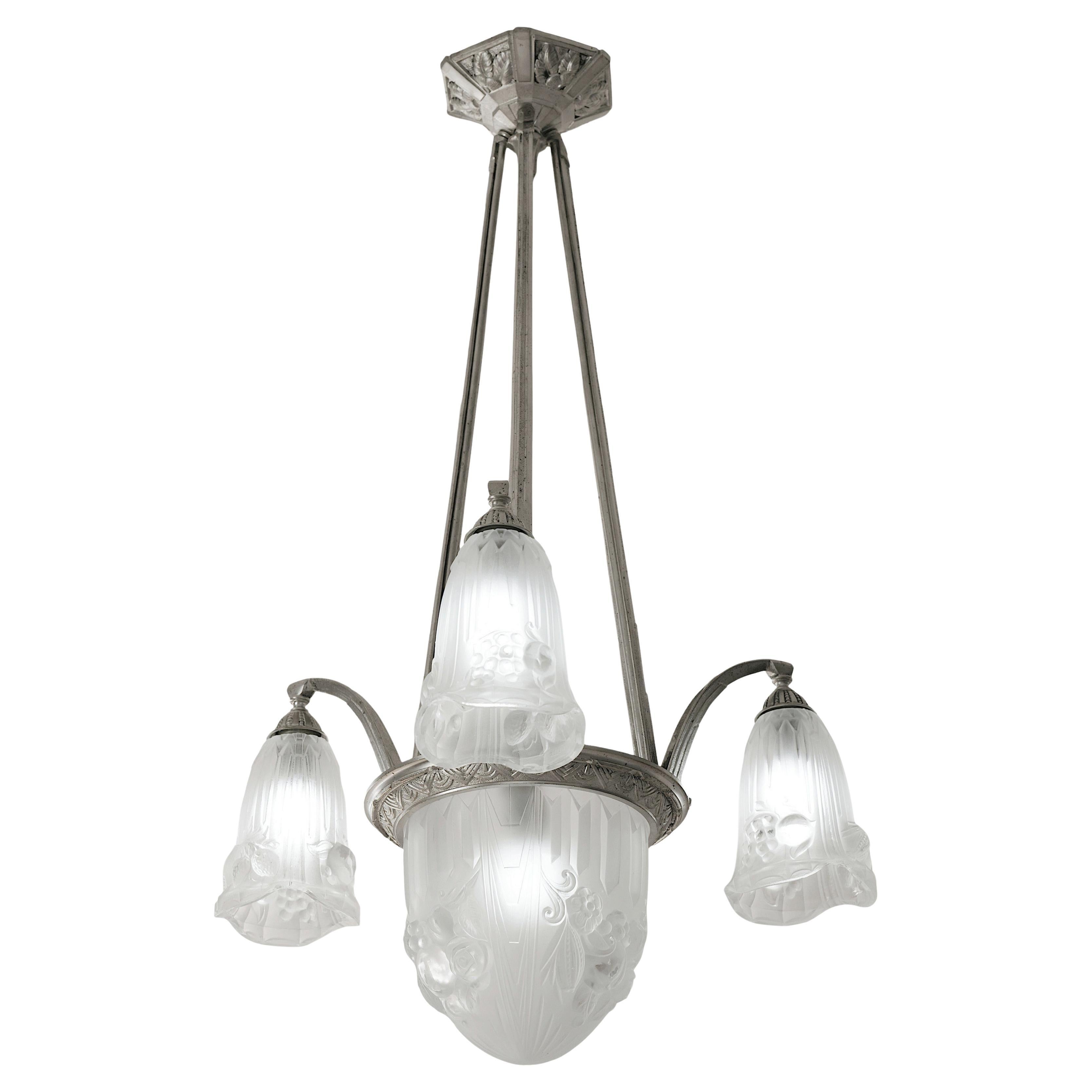 Pierre Gilles, lampadario in bronzo Art Deco francese, 1920