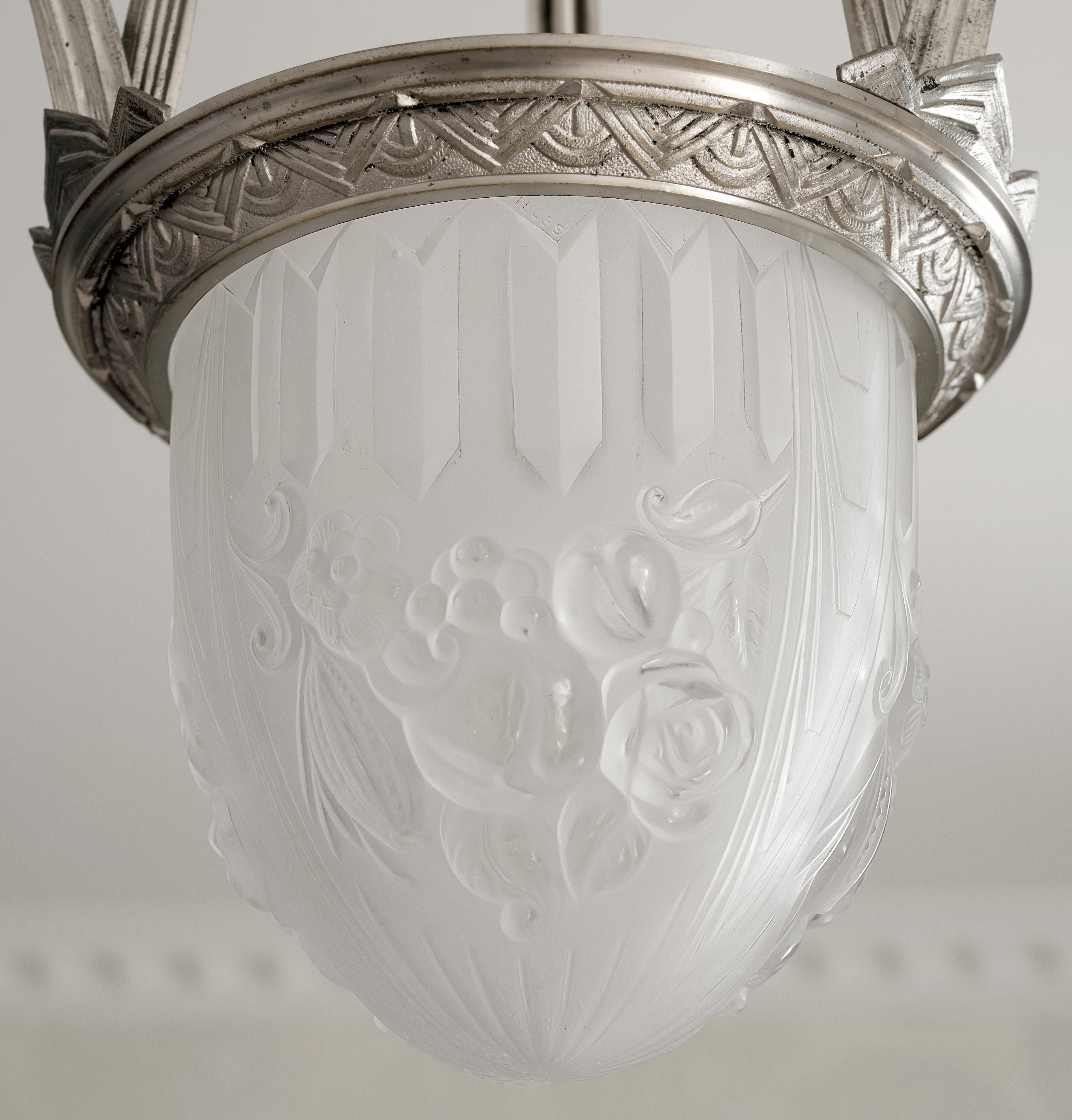 Stampato Pierre Gilles, lampadario in bronzo Art Deco francese, 1920 in vendita
