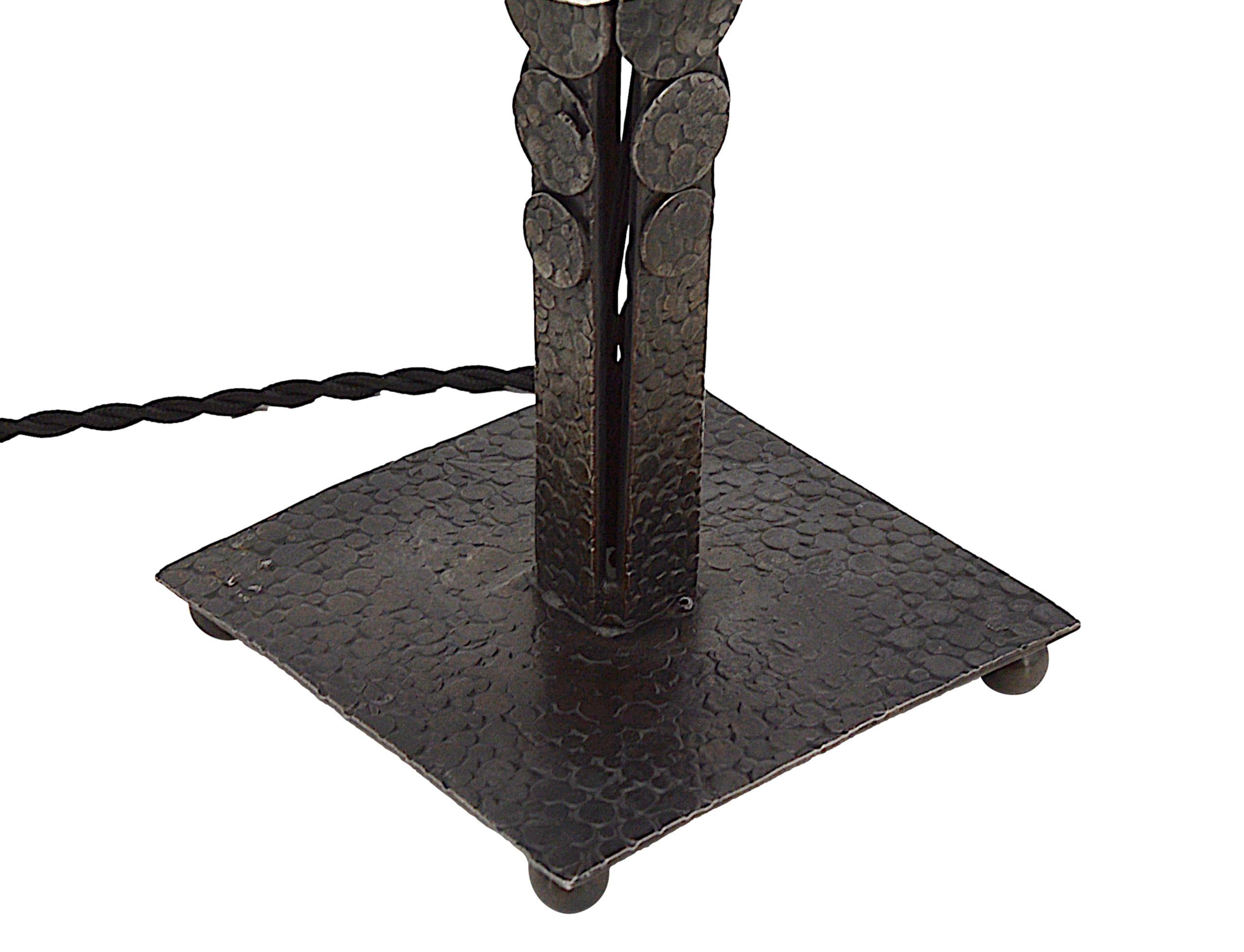 Glass Pierre Gilles French Art Deco Wrought-Iron Table Lamp, ca. 1930 For Sale
