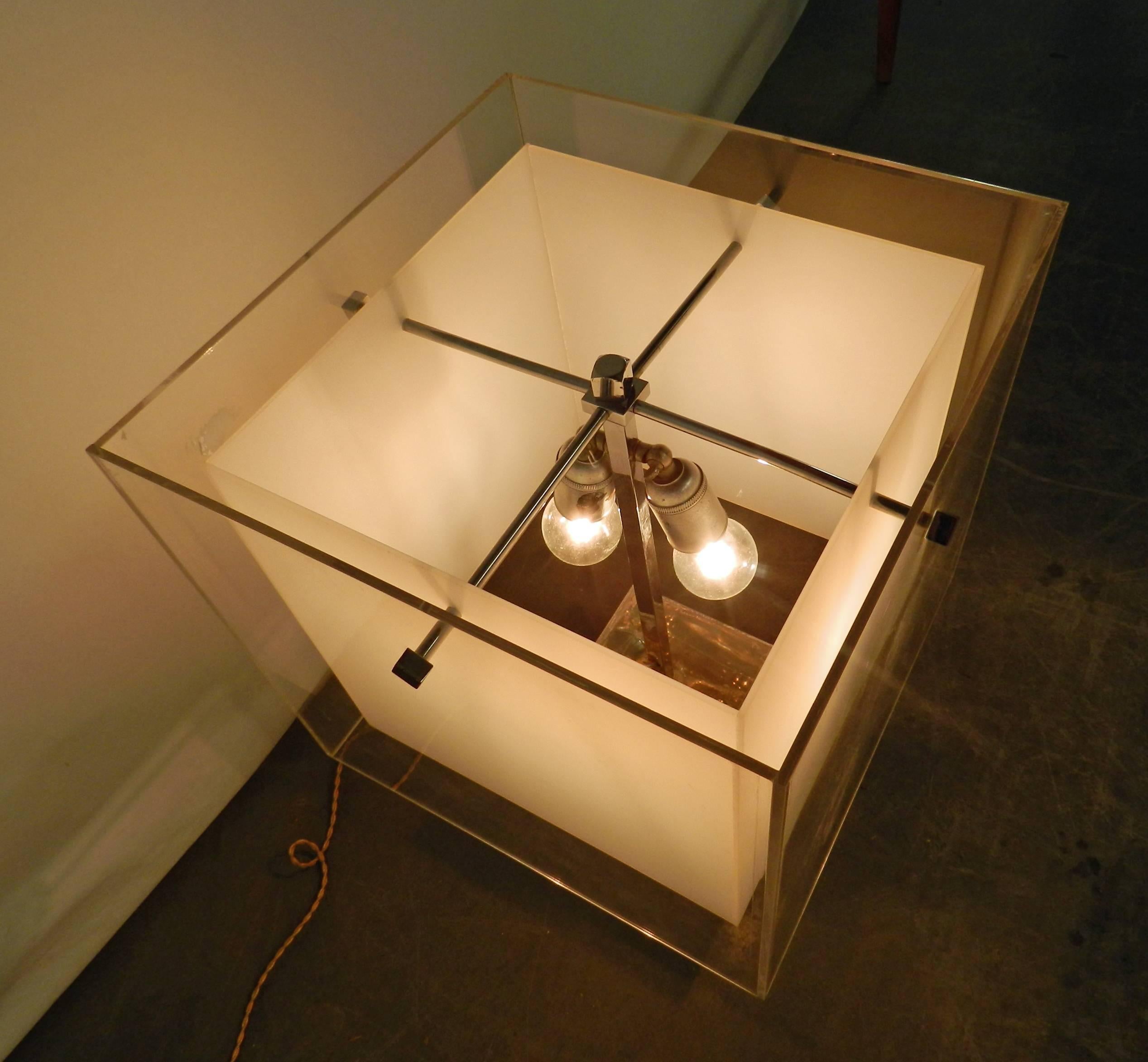 Mid-Century Modern Pierre Giraudon, Fractal Resin Table Lamp, circa 1970