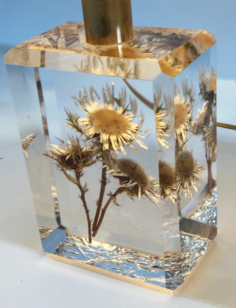 French Pierre Giraudon Resin Cube with Three-Thistle Table Lamp, 1970s