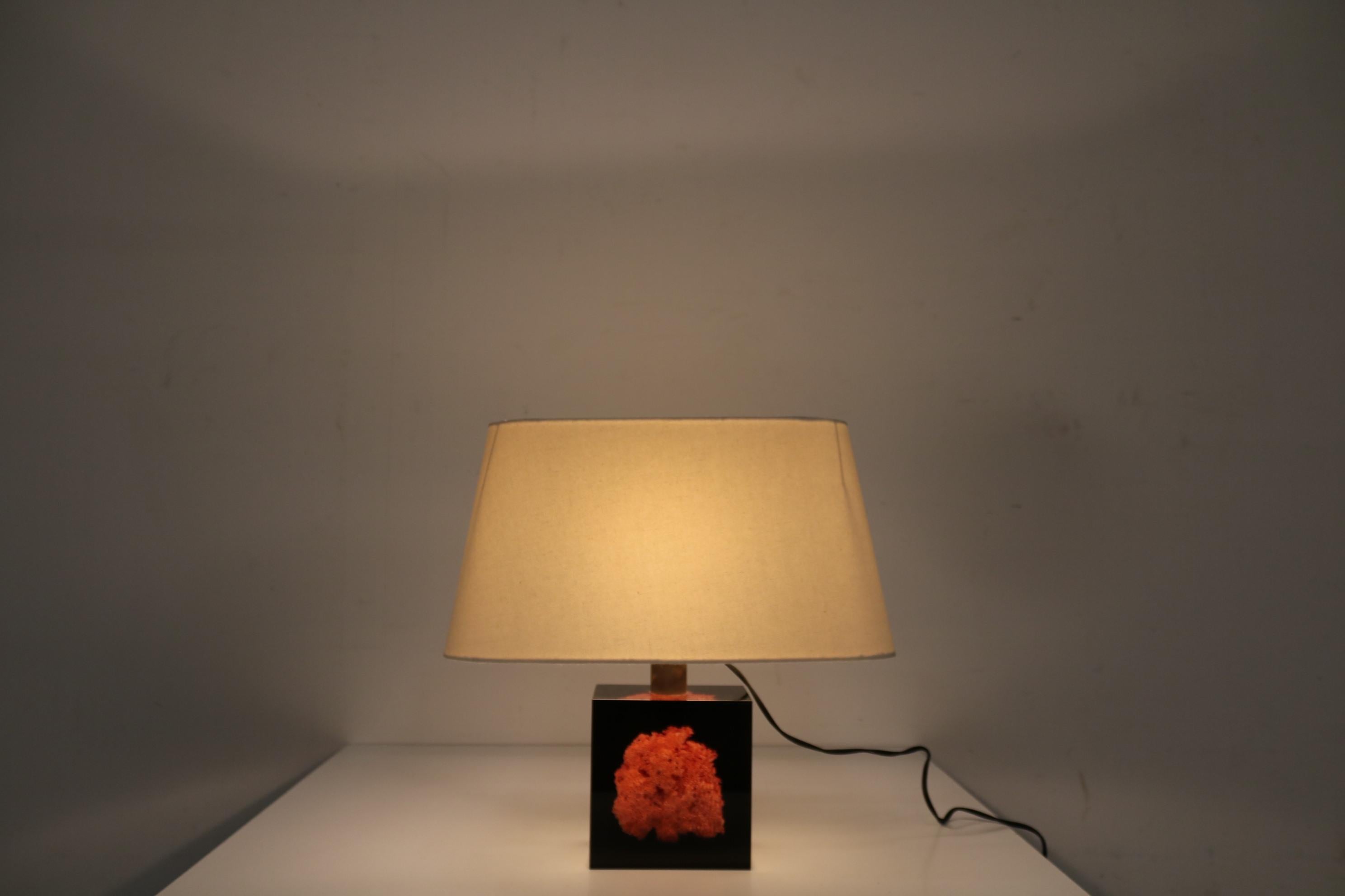 Pierre Giraudon Resin with Coral Table Lamp, France, 1970 For Sale 5