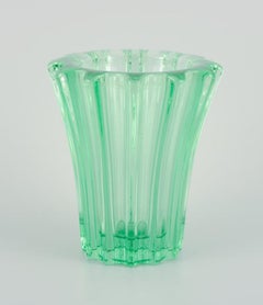 Pierre Gire (1901-1984), aka Pierre d'Avesn. Art Deco vase in green art glass.