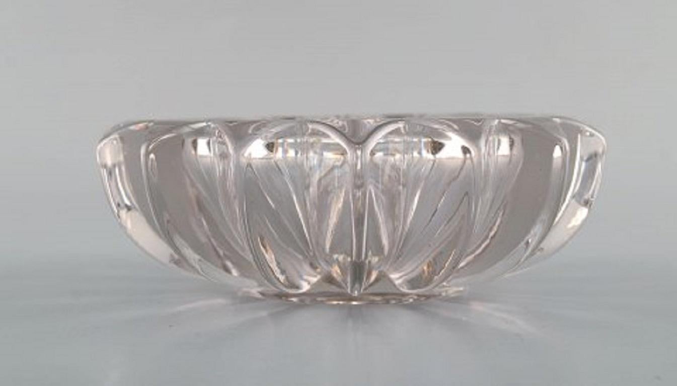 French Pierre Gire '1901-1984', Aka Pierre d'Avesn, Two Art Deco Bowls, 1940s For Sale