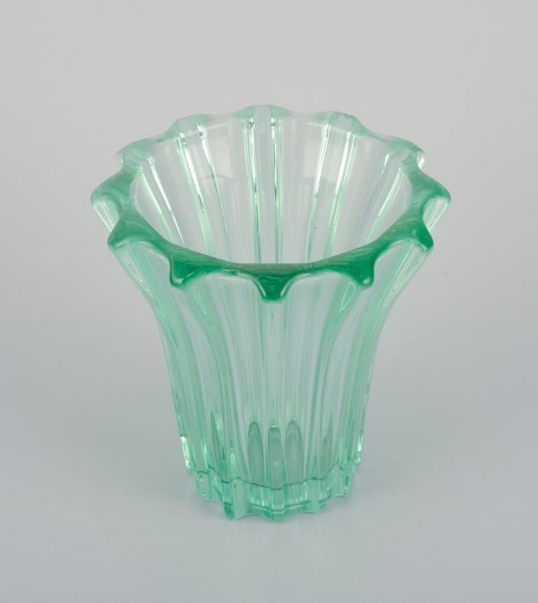 French Pierre Gire, aka Pierre d'Avesn. Art Deco vase in green art glass. For Sale