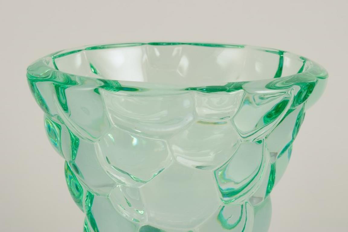 Pierre Gire alias Pierre D'Avesn. Vaso Art Déco in vetro artistico verde. In condizioni buone in vendita a Copenhagen, DK