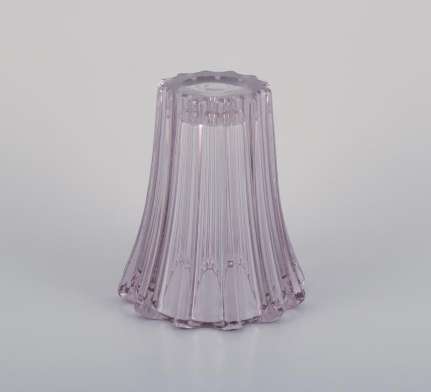 Mid-20th Century Pierre Gire, aka Pierre d'Avesn. Art Deco vase in purple art glass. For Sale