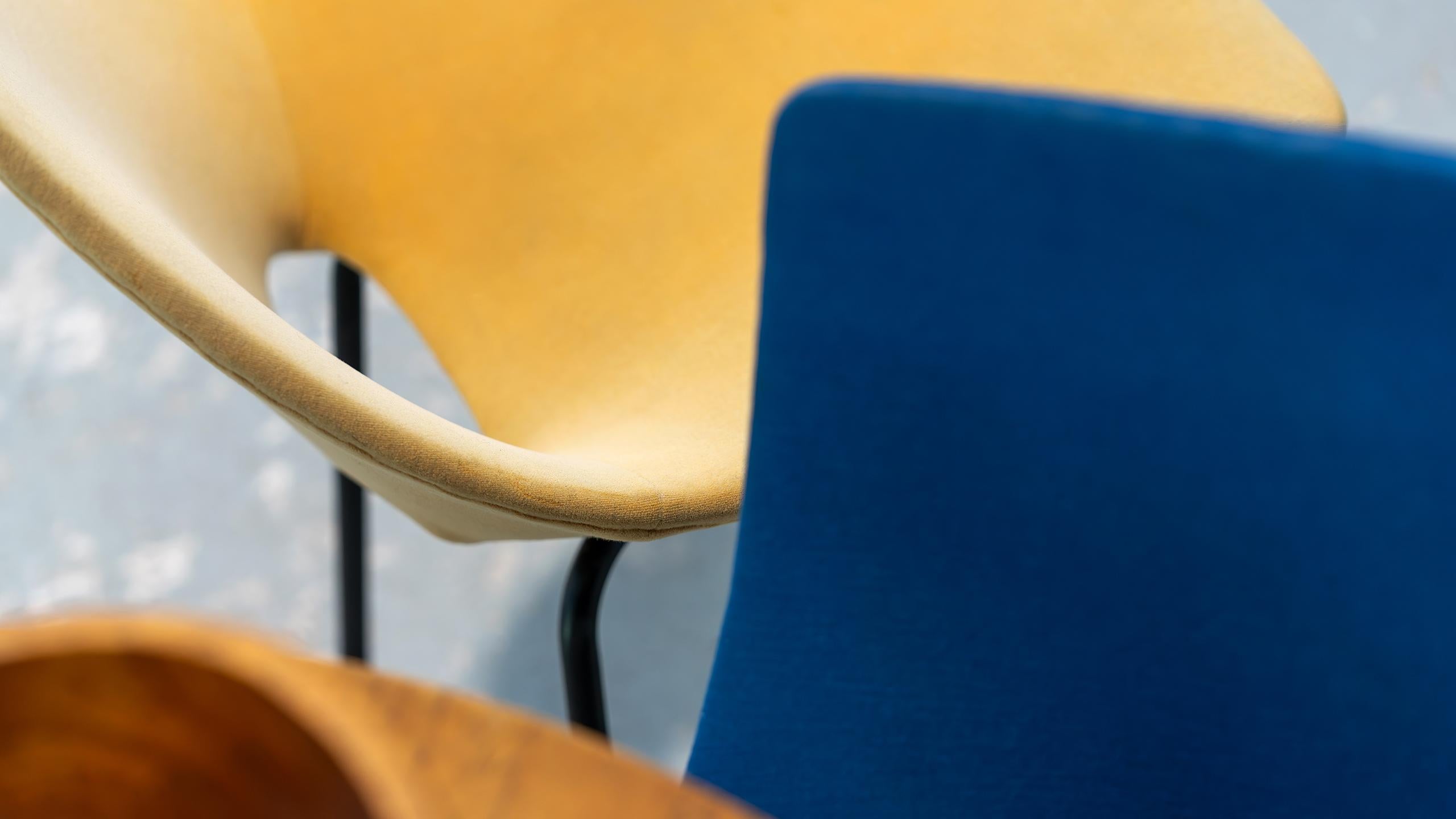 Pierre Guariche 2x Tonneau Chair 1950 by Steiner, France Mid Centruy Modern For Sale 4