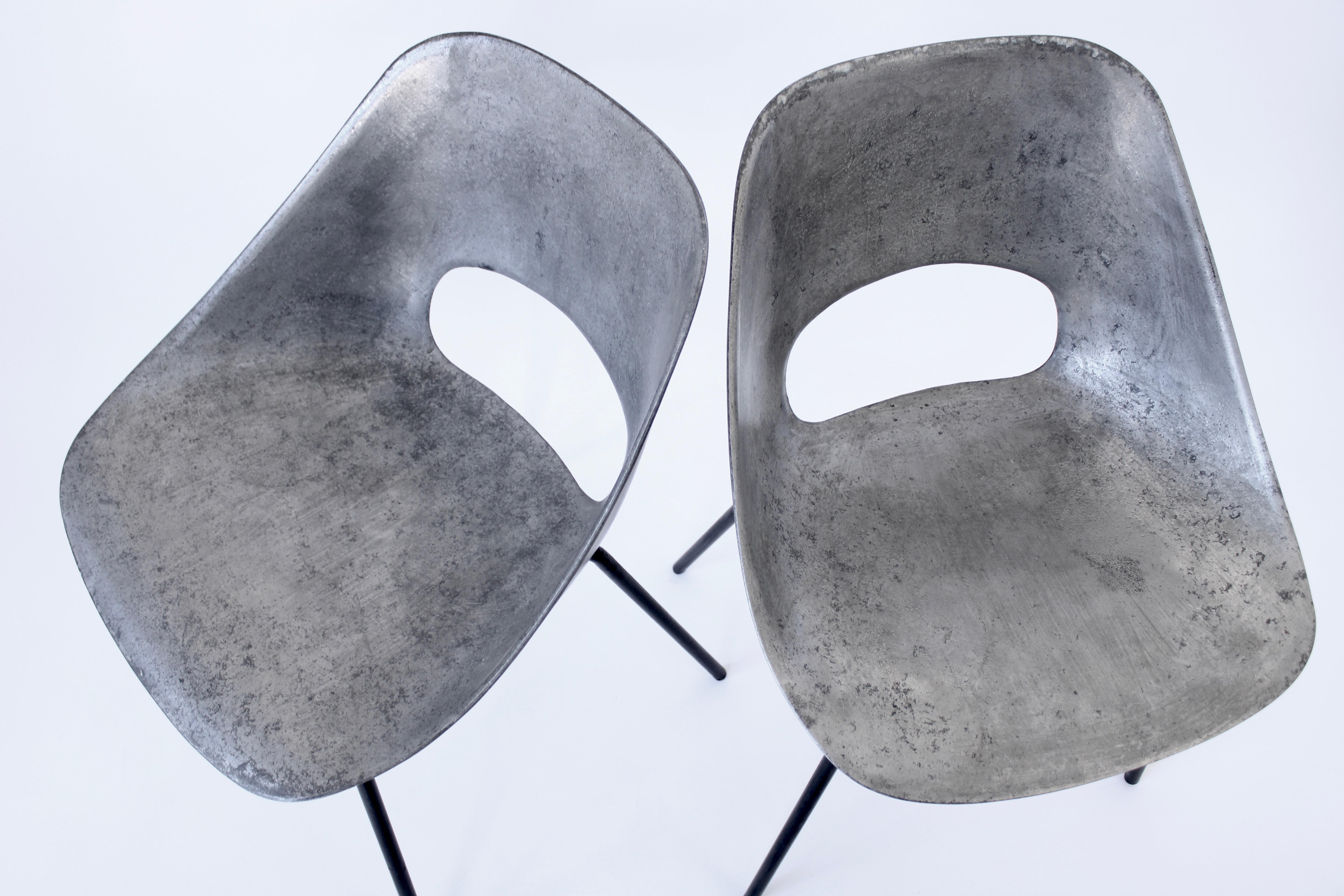 Pierre Guariche Cast Aluminum Pair of Tulip Chairs for Steiner France circa 1954 In Good Condition In Chicago, IL