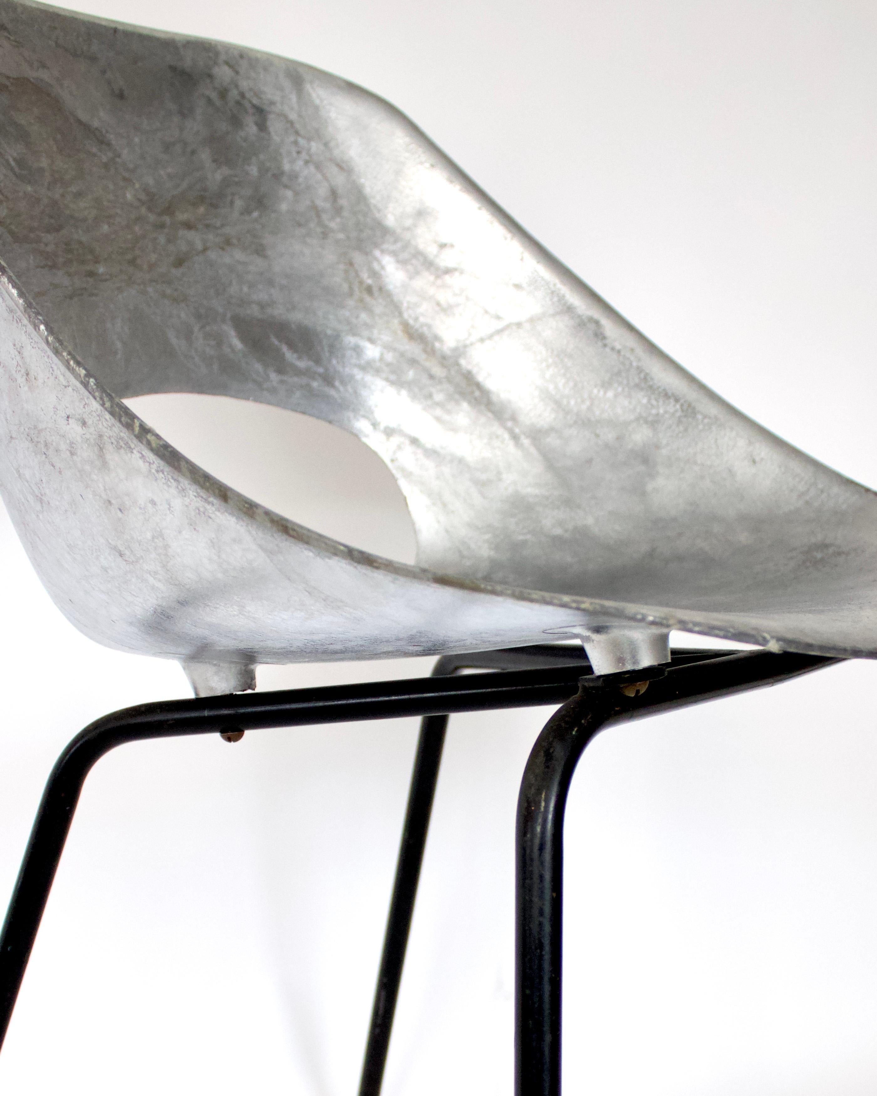 Pierre Guariche Cast Aluminum Tulip Chairs for Steiner, France, circa 1954 3