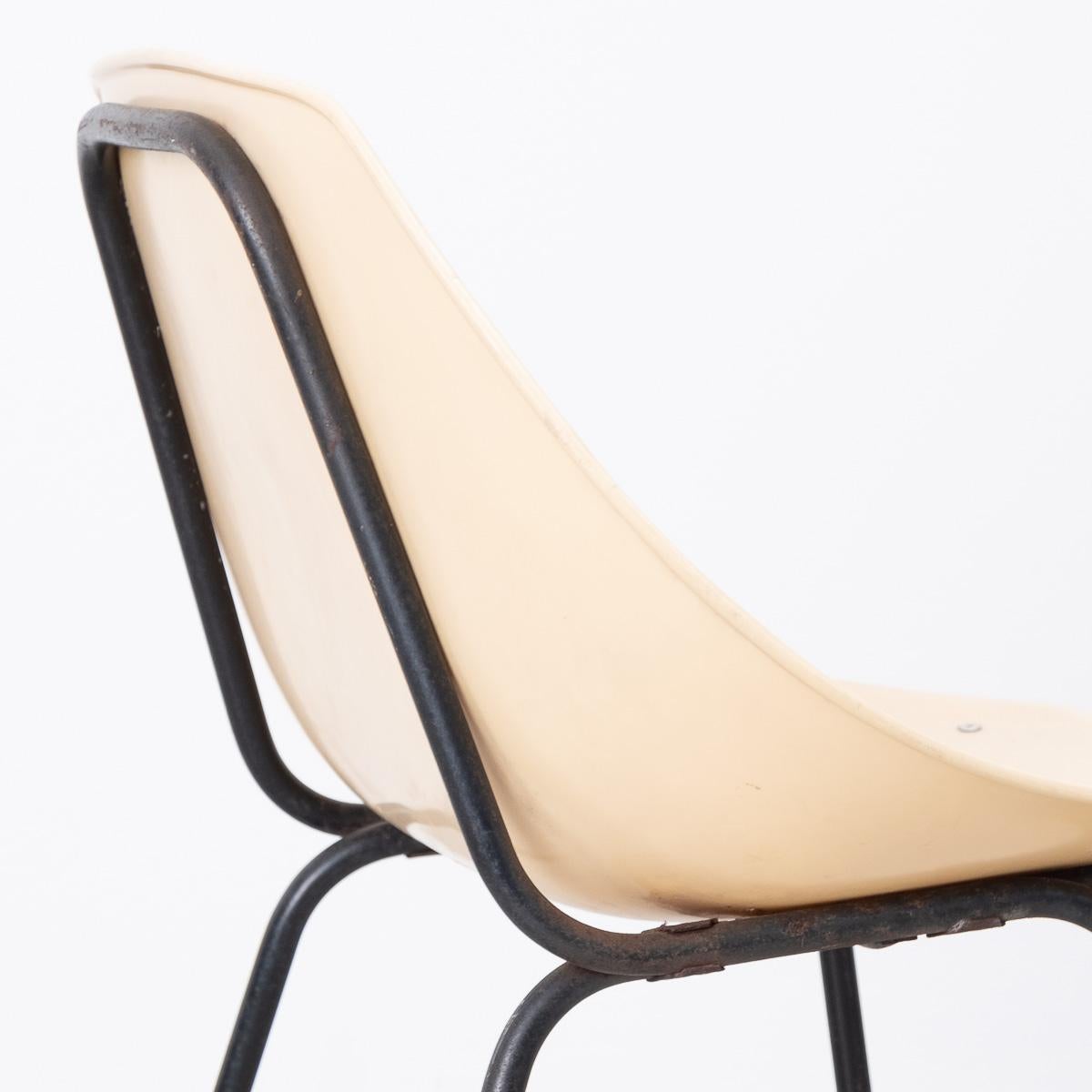20th Century Pierre Guariche Coquillage Fibreglass Chair