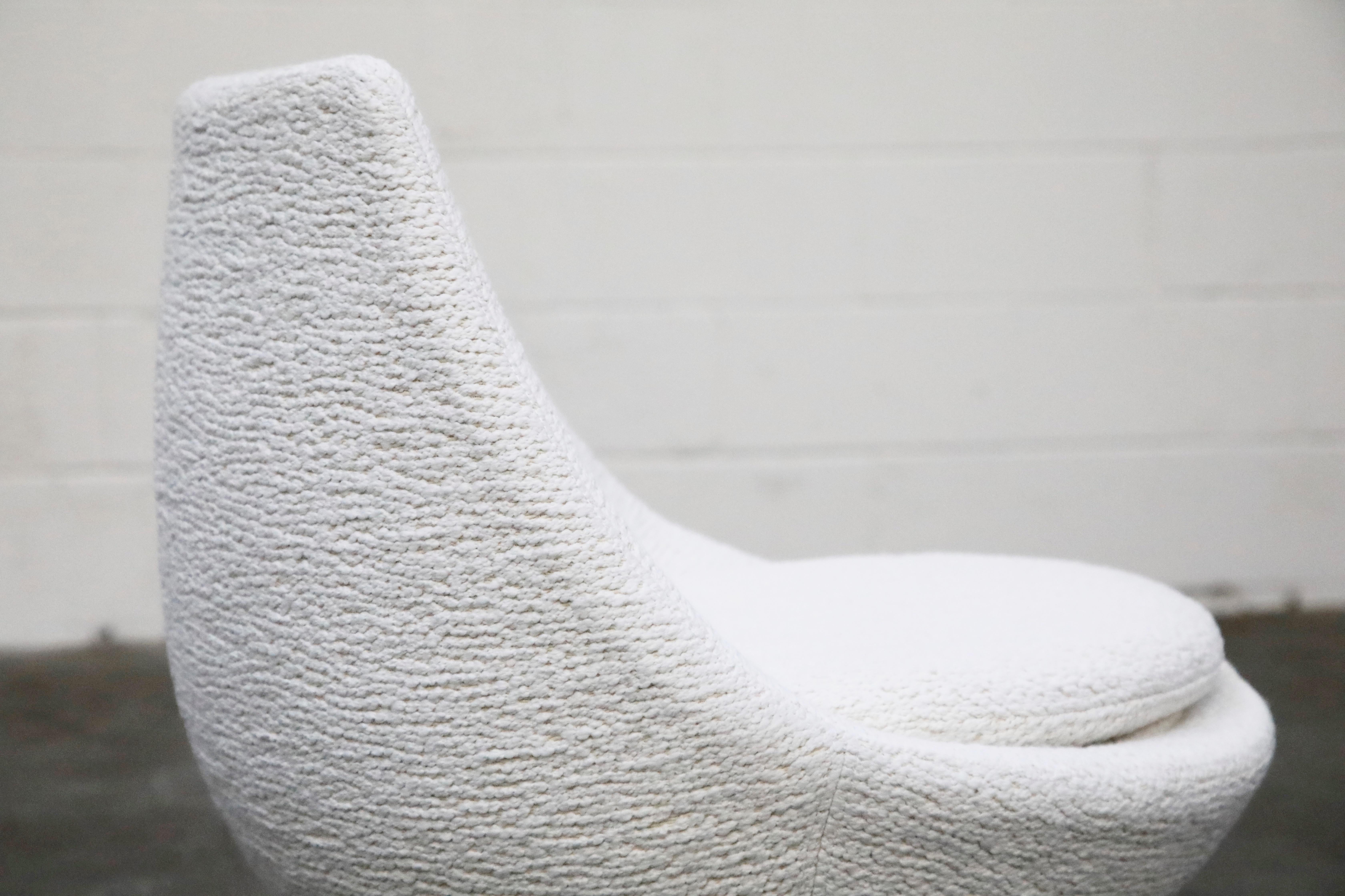 Pierre Guariche for Meurop 'Polaris' Chairs in White Boucle Fabric, Pair, 1960s 10