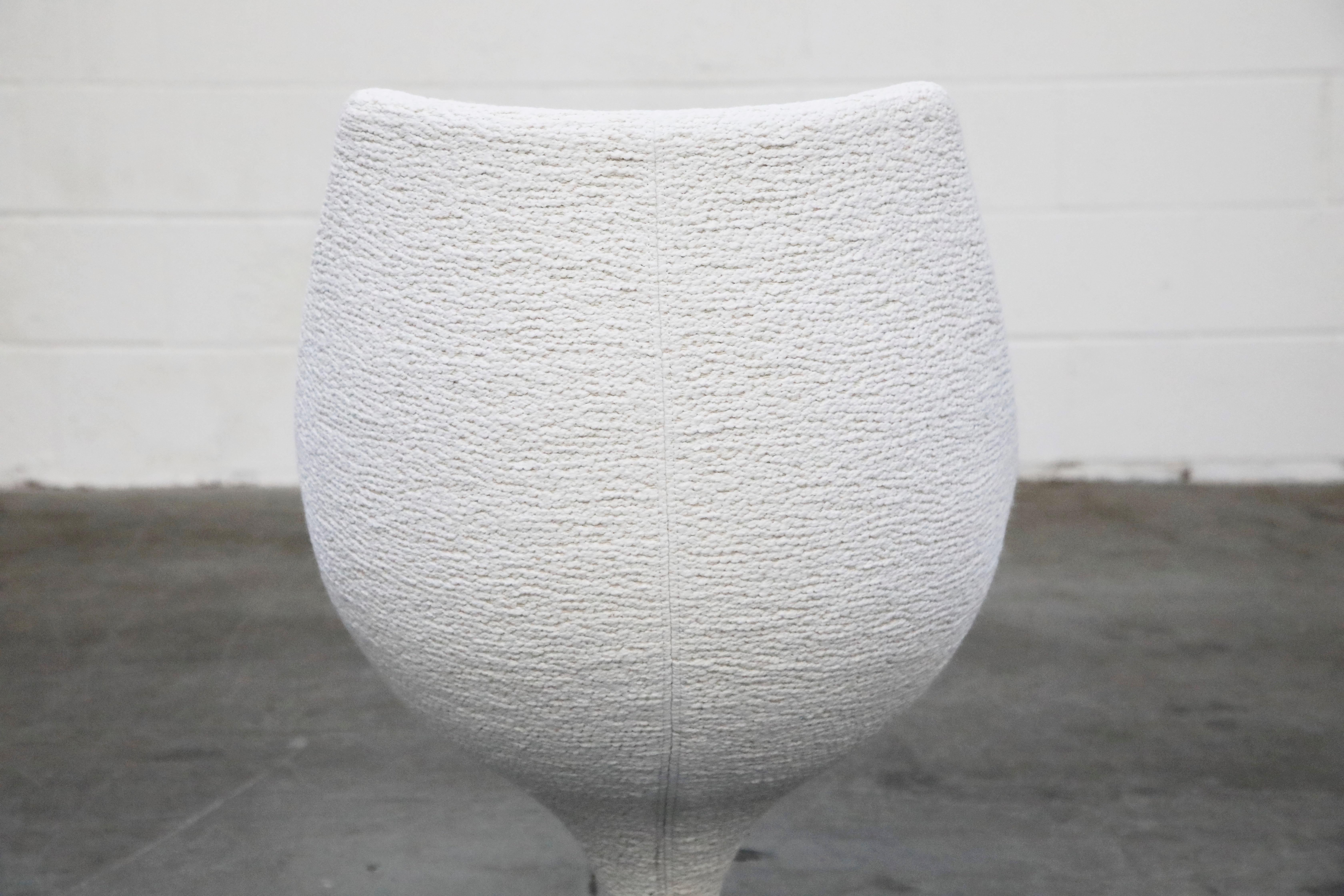 Pierre Guariche for Meurop 'Polaris' Chairs in White Boucle Fabric, Pair, 1960s 11