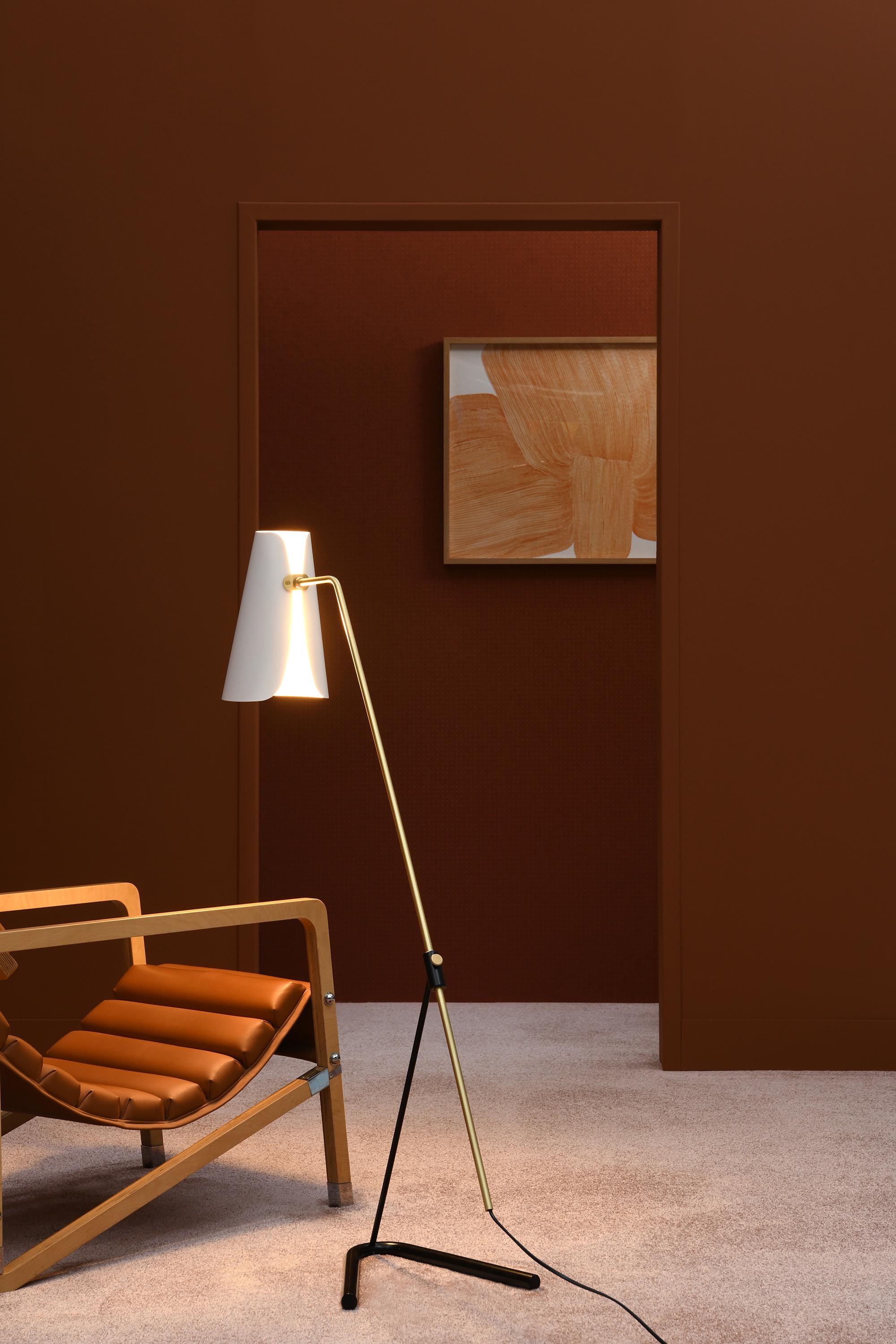 Brushed Pierre Guariche 'G21' Adjustable Floor Lamp for Sammode Studio in Black For Sale