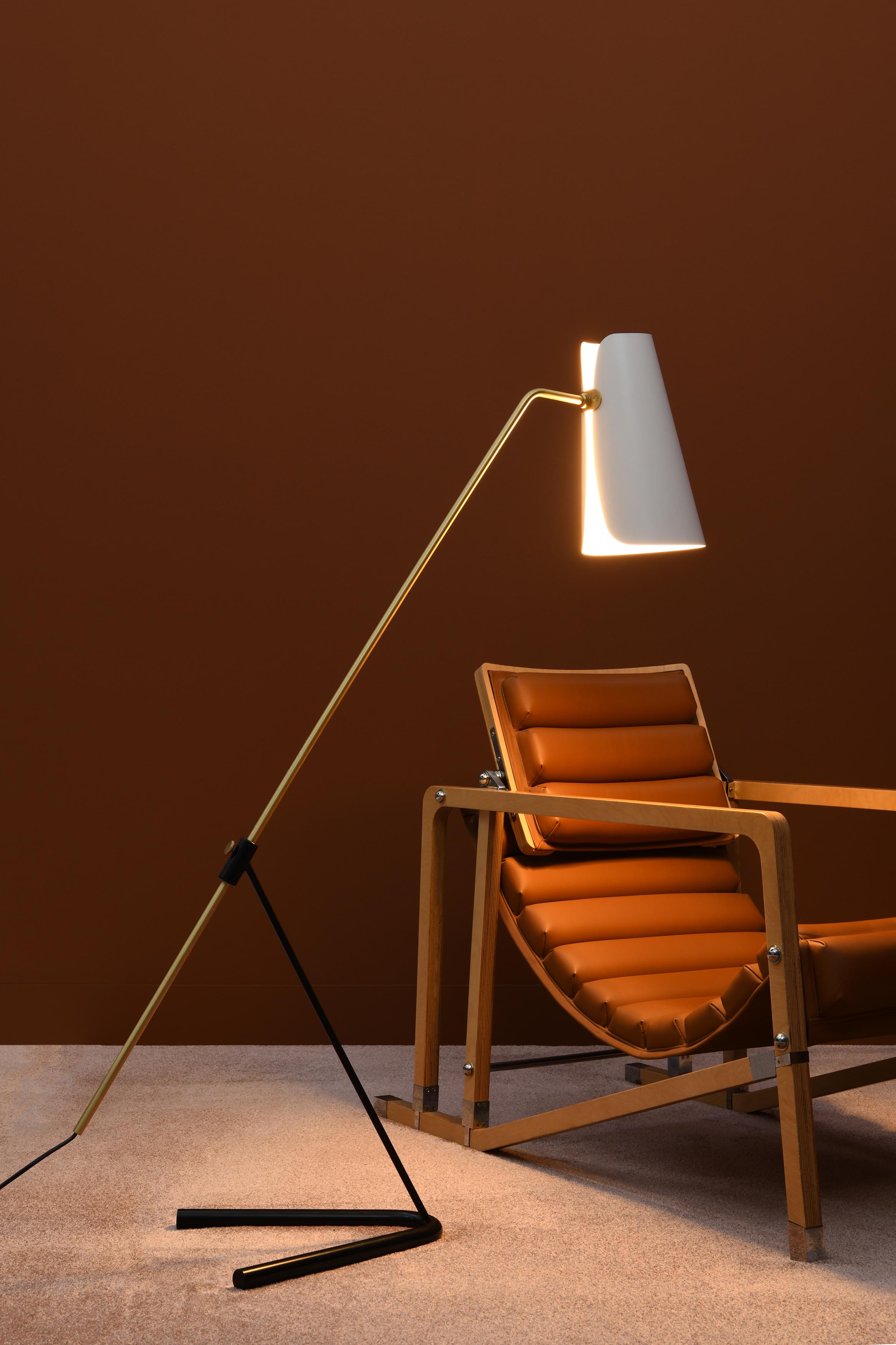 Mid-Century Modern Pierre Guariche 'G21' Adjustable Floor Lamp for Sammode Studio in White For Sale