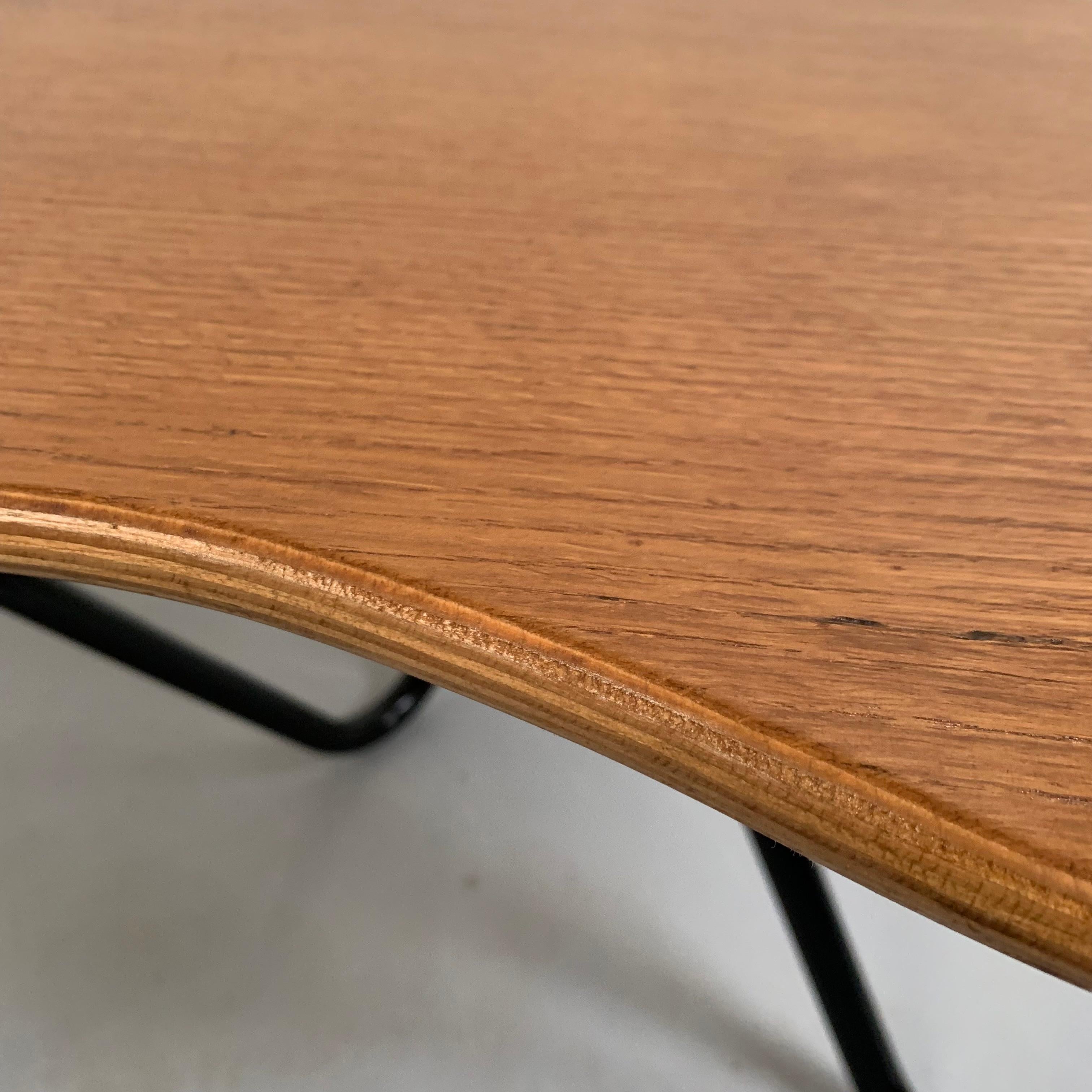 Mesa de centro Pierre Guariche Original Prefacto, hacia 1952, Francia. en venta 4