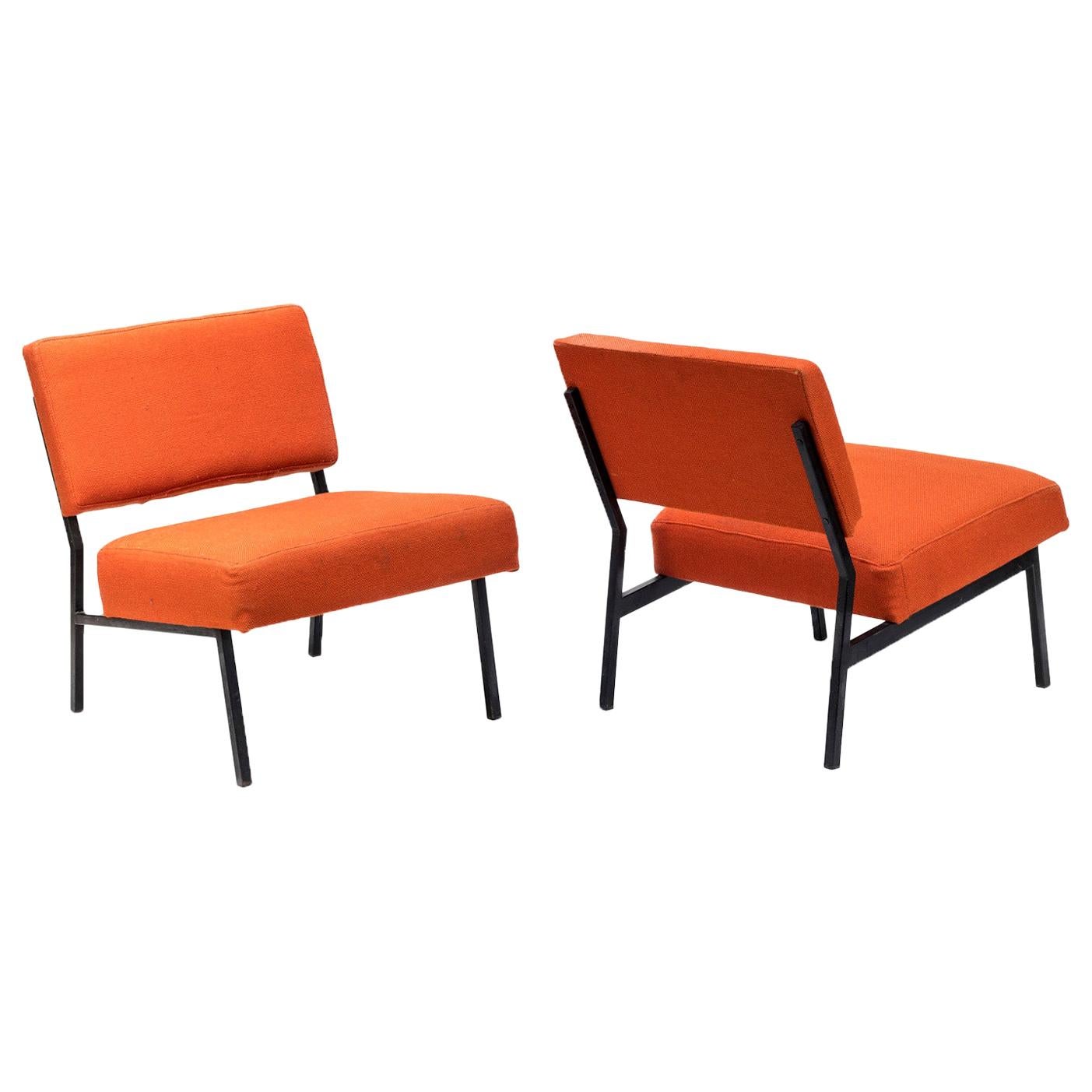 Pierre Guariche, Pair of Fireside Chairs in Black Lacquered Metal and Orange Fab