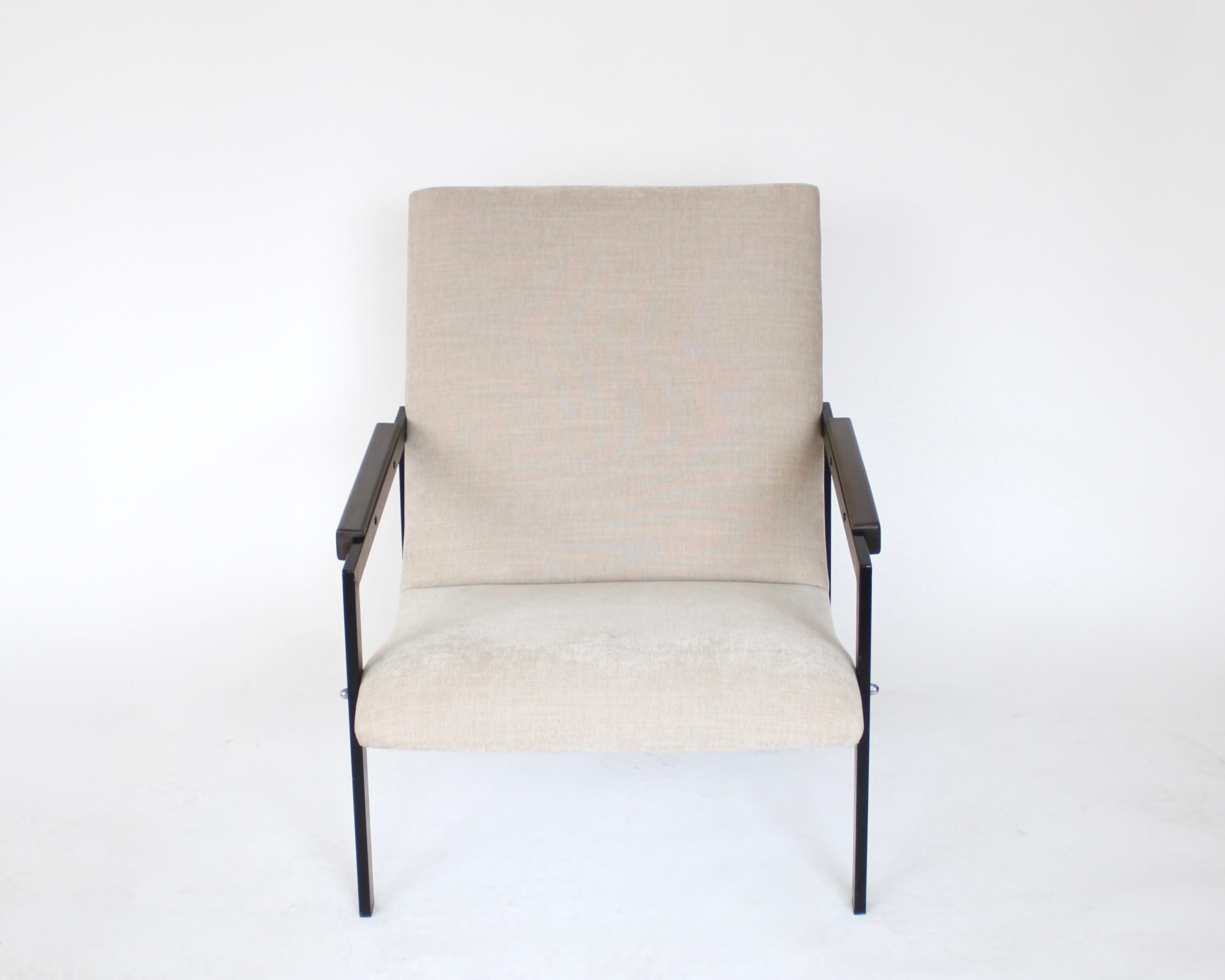 Paire de fauteuils de salon français Pierre Guariche, vers 1960 pour ARP en vente 5