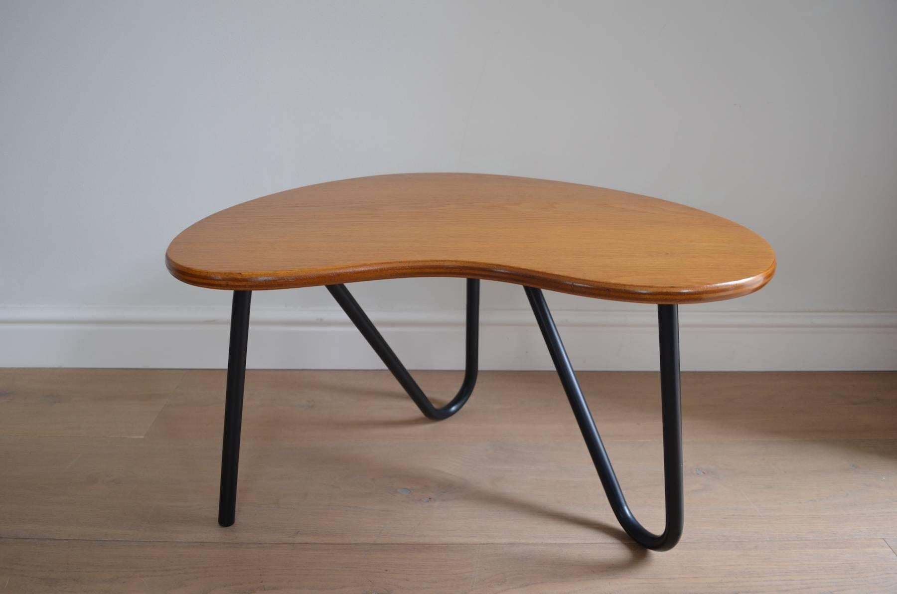 An early edition Prefacto table in massive oak with metal lacquered legs designed by Pierre Guariche (1926-1995) and edited by Airborne in 1951.

Dimension: 68 W x 52 D x 42 H cm

Pierre Guariche (1926-1995)

The French designer is best known