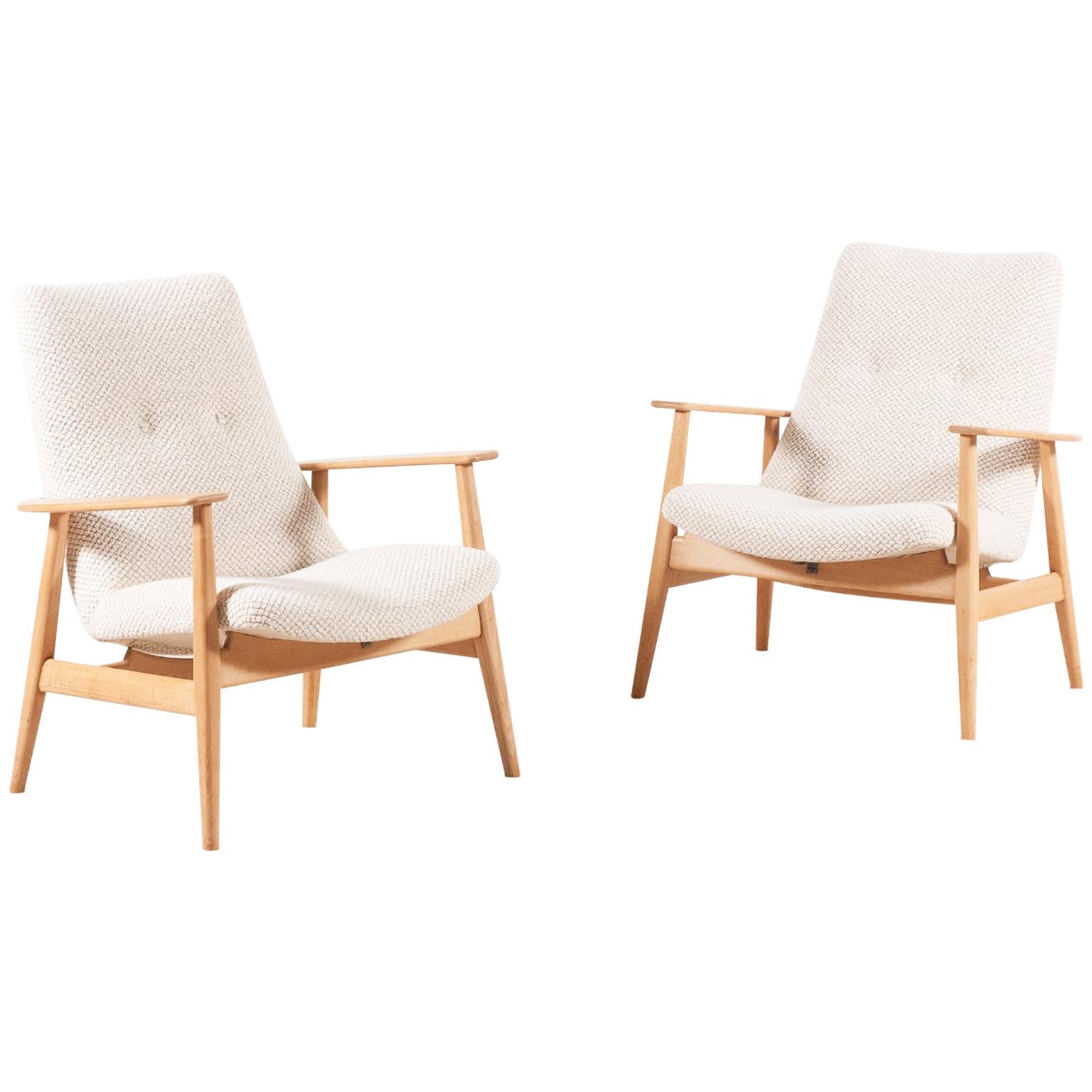Pierre Guariche, Rare Pair of SK660 Armchairs, 1950s
