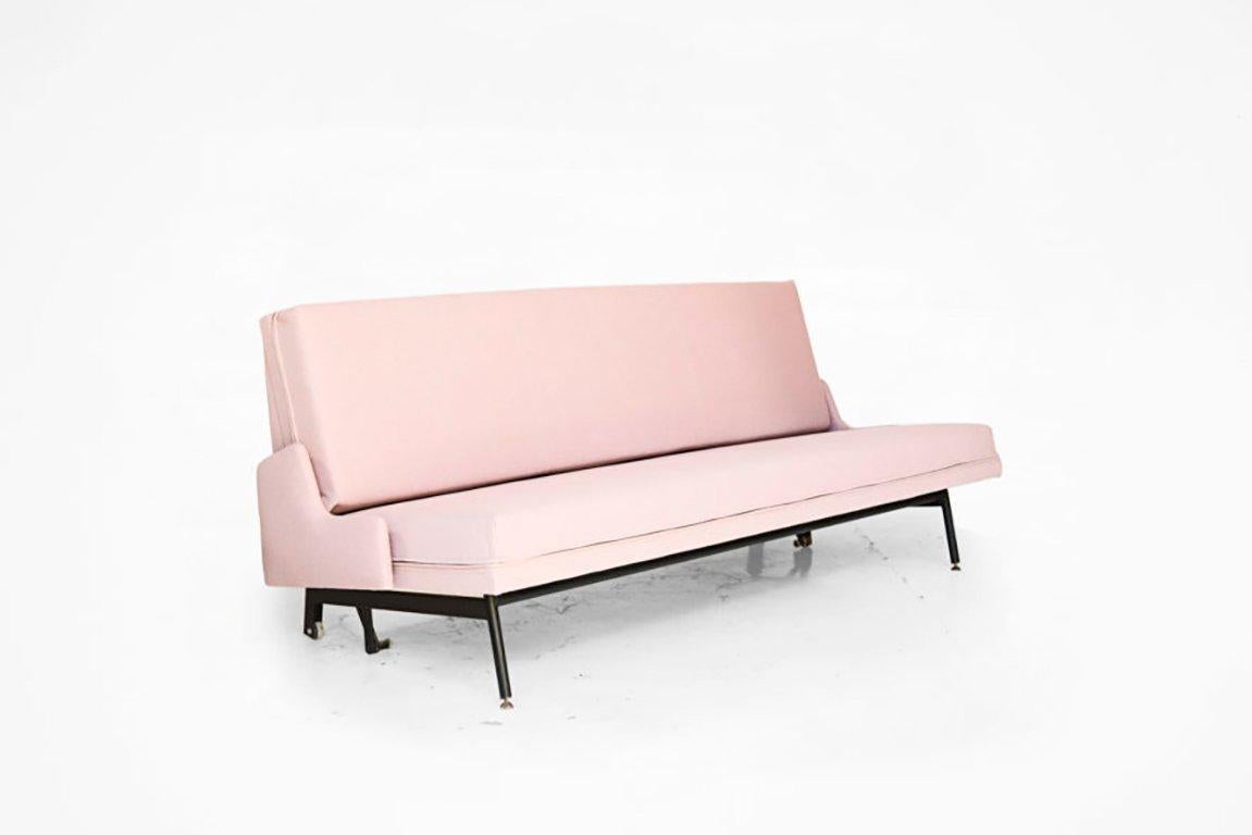 Pierre Guariche (1926–1995)

Rare sofa bed
Manufactured by Airbone
France, 1960s
Steel, upholstery

Measurements:
216 cm x 83 cm x 80 H cm
85.04 in. x 32.68 in x 31.5 H in

Provenance
Private collection, France

Biography
The
