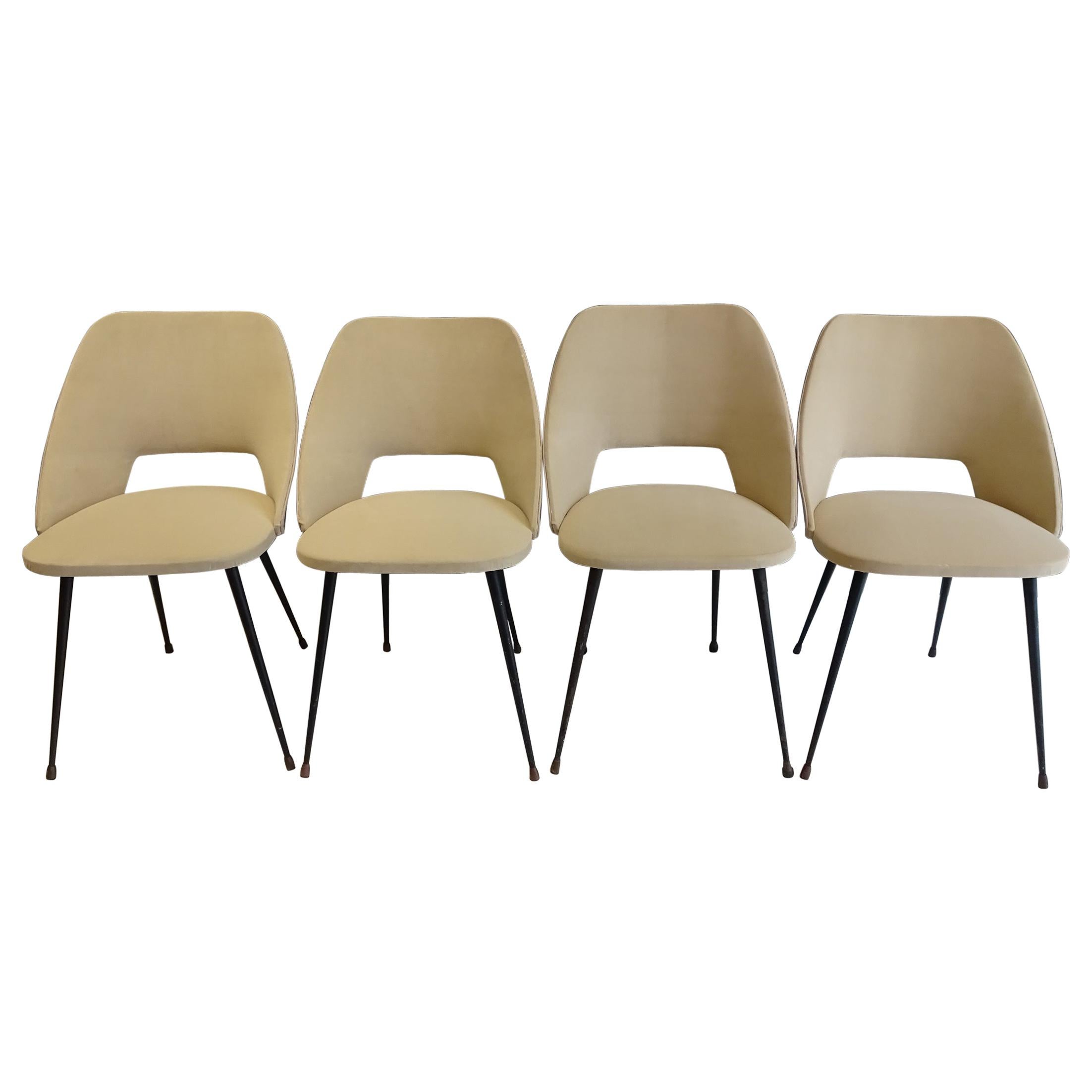 Pierre Guariche Serie of 4 Chairs Model "Tonneau" For Sale