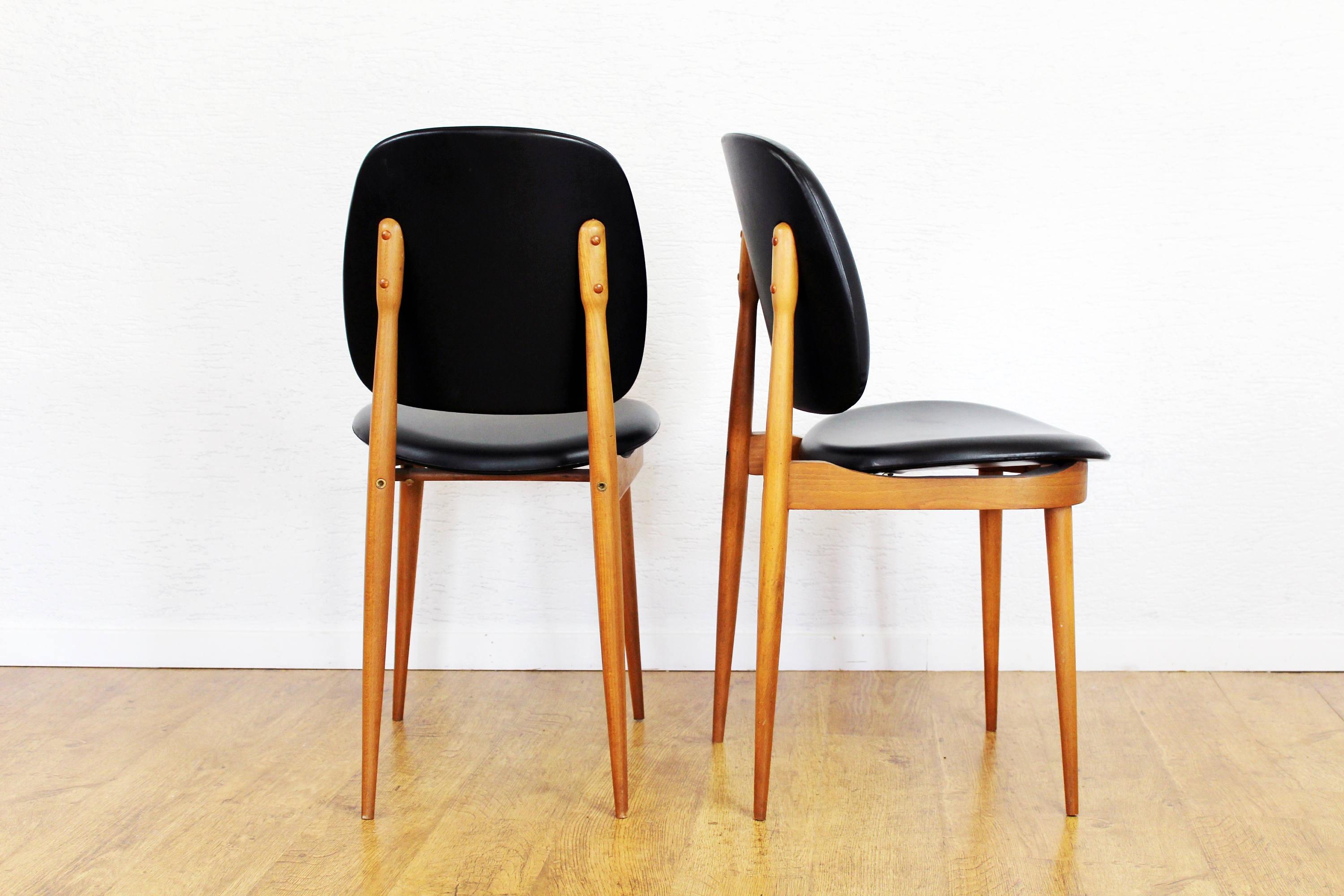 Modern Pierre Guariche Set of Eight Dinner Chairs Model Pégase, Francia, 1960s For Sale