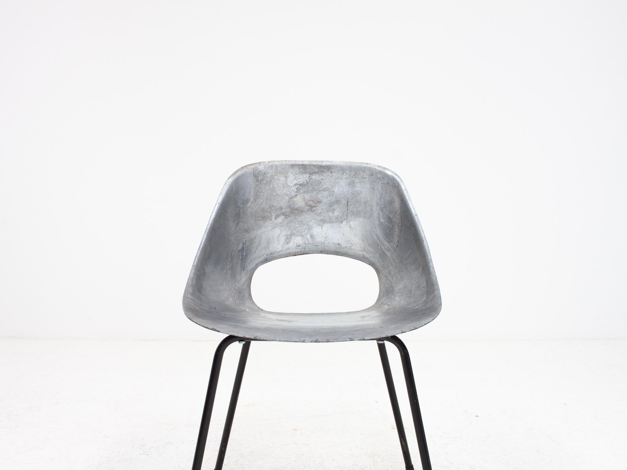 Pierre Guariche Tulip Chair, Cast Aluminum, Steiner Meubles, Paris, 1954 10