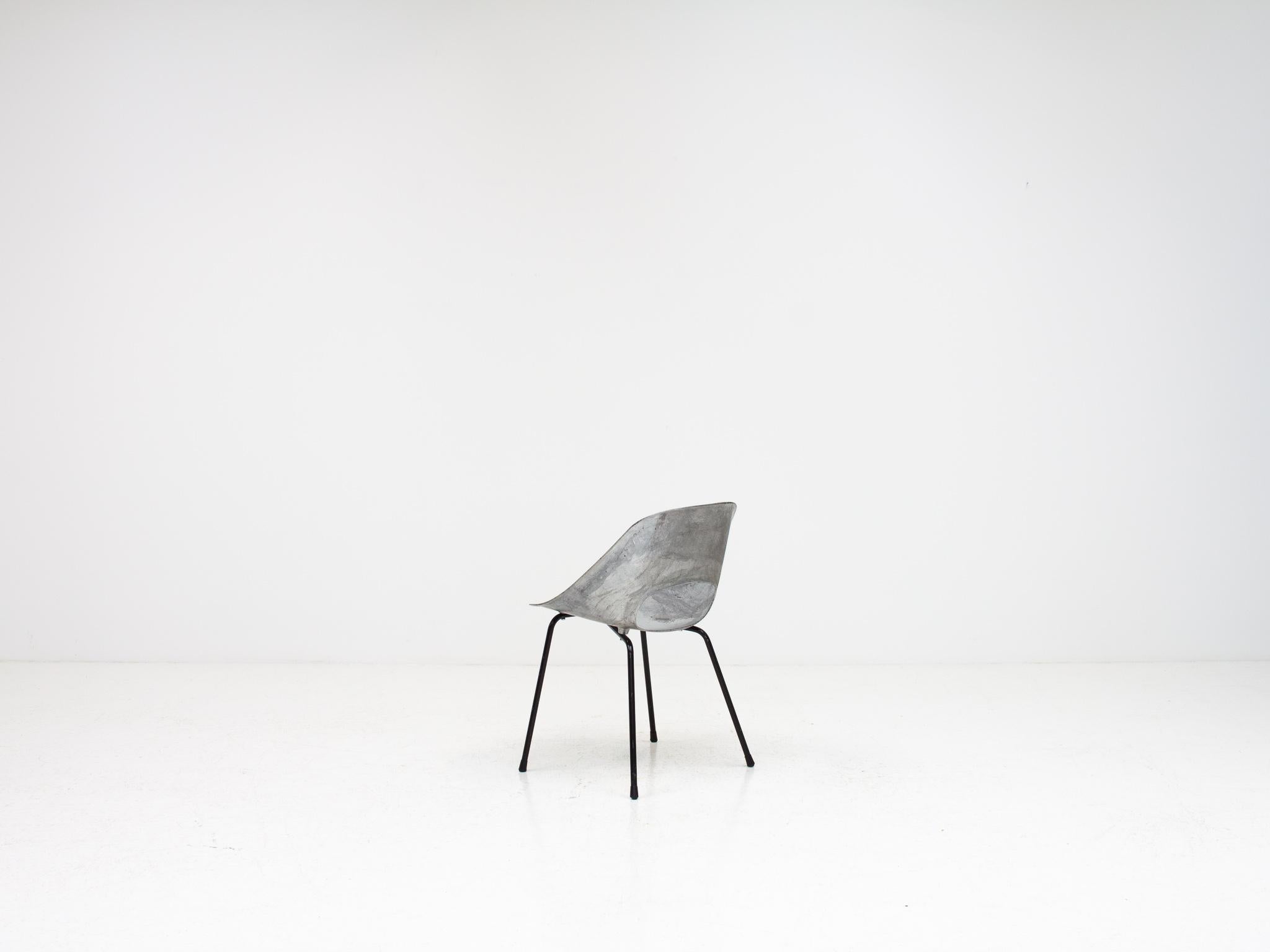 French Pierre Guariche Tulip Chair, Cast Aluminum, Steiner Meubles, Paris, 1954