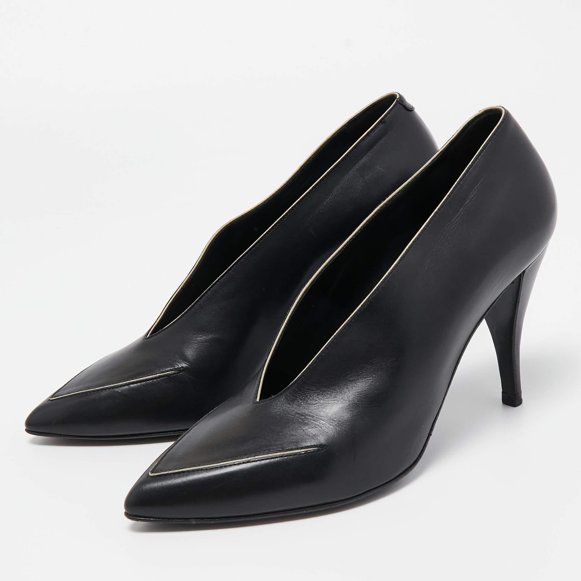 Make a chic style statement with these designer pumps. They showcase sturdy heels and durable soles, perfect for your fashionable outings!