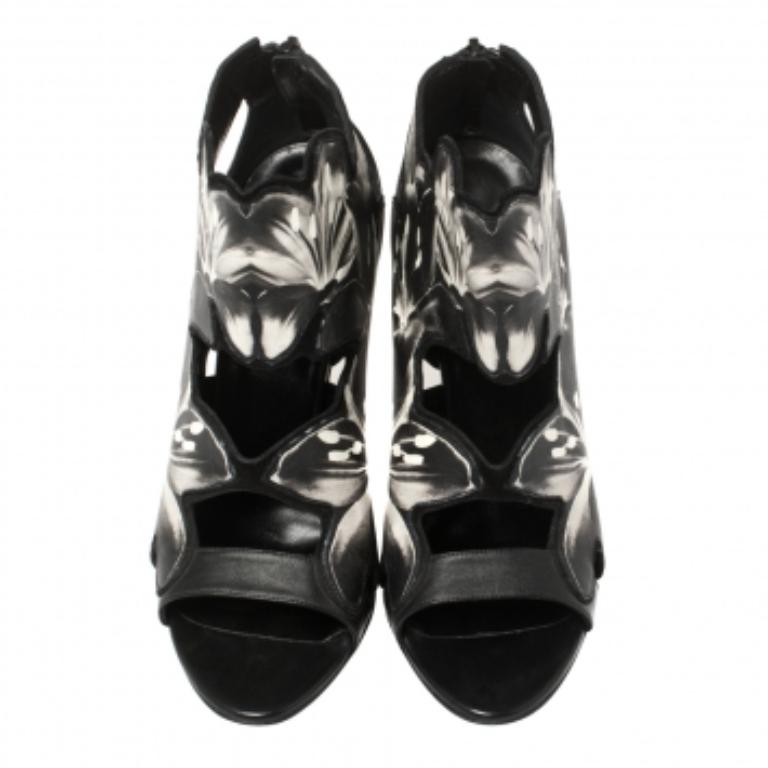 Women's Pierre Hardy Black Lily Print Leather Booties Size 38.5 For Sale