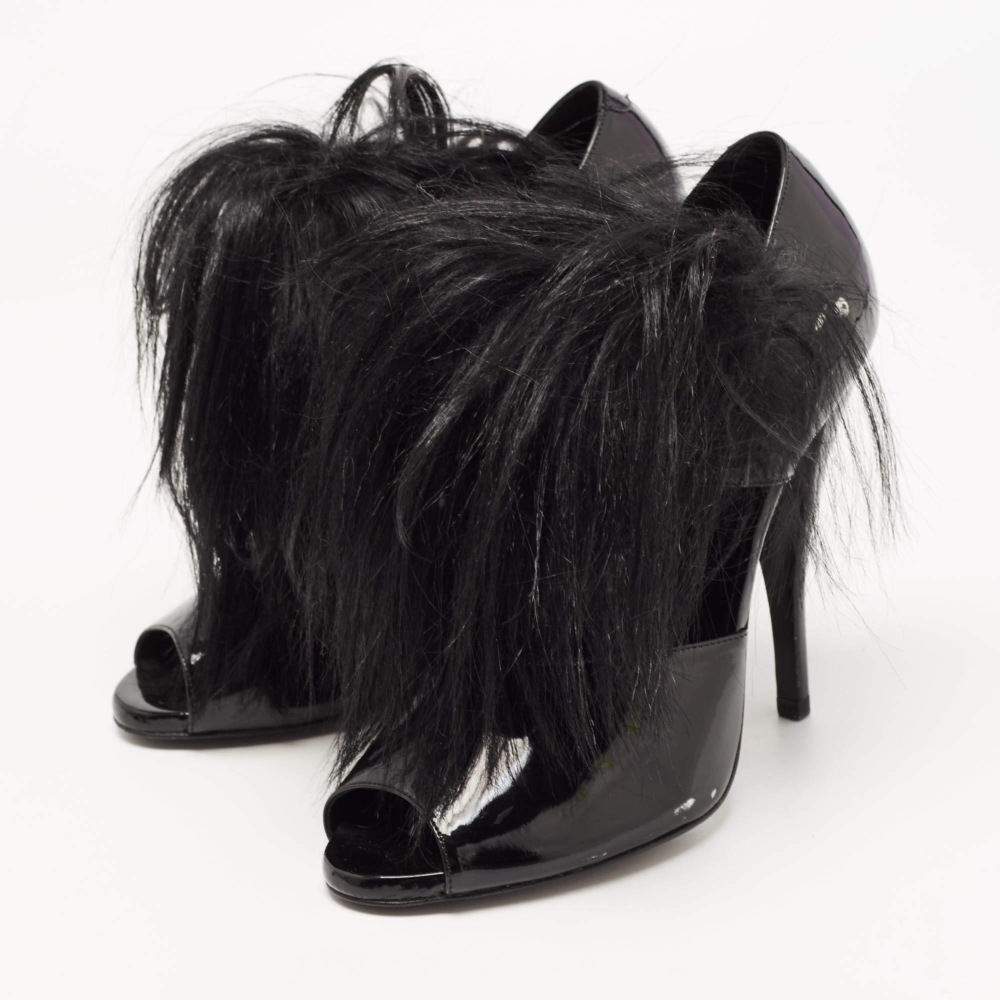 Make a statement with these Pierre Hardy booties for women. Impeccably crafted these chic heels offer both fashion and comfort elevating your look with each graceful step.