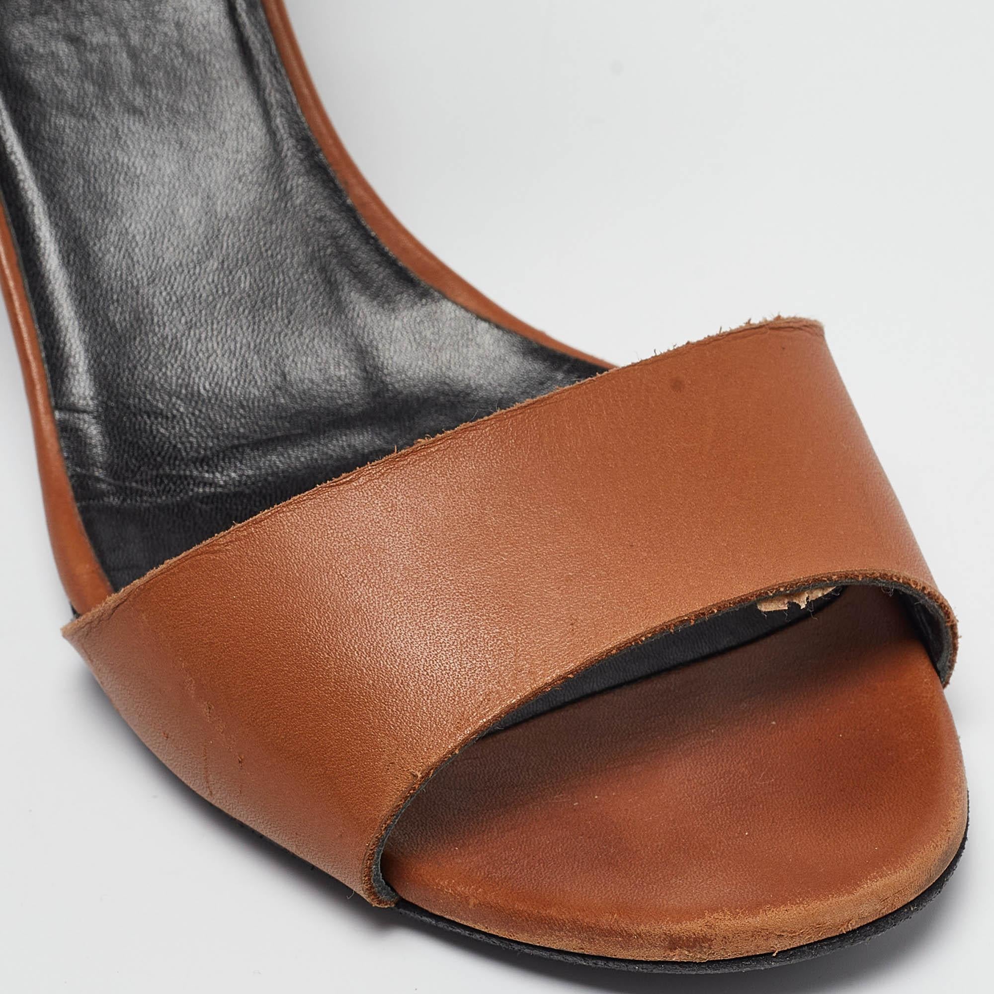 Pierre Hardy Sandali alla caviglia in pelle marrone misura 37 in vendita 2