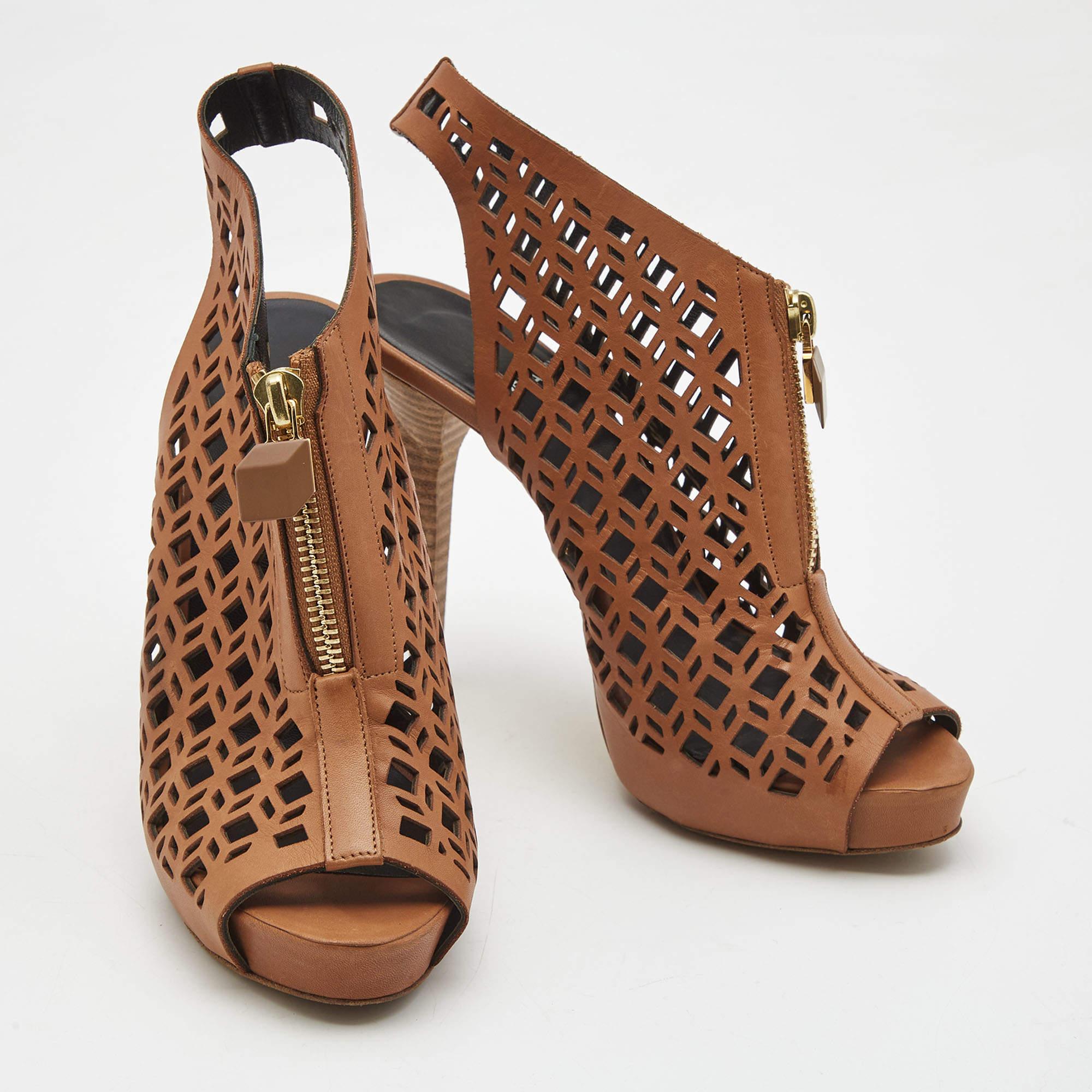 Women's Pierre Hardy Brown Leather Laser Cut Out Zip Detail Booties Size 36.5 For Sale