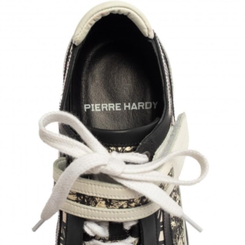 Pierre Hardy Monochrome Leather And Printed Python Low Top Sneakers Size 39 For Sale 1
