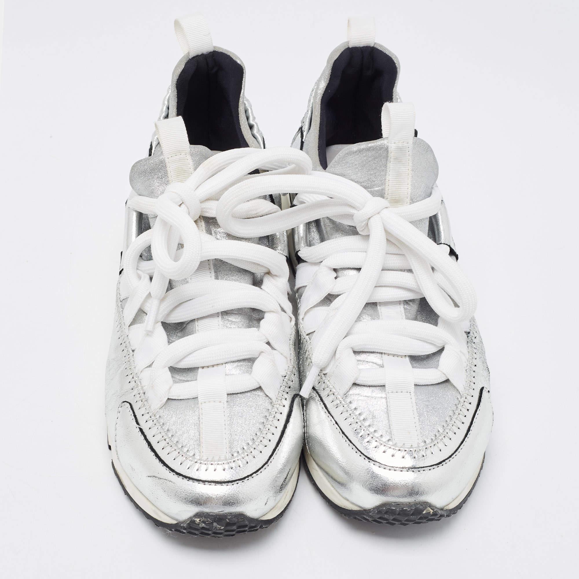 Pierre Hardy Silver Leather and Neoprene Low Top Sneakers Size 36 In Good Condition For Sale In Dubai, Al Qouz 2