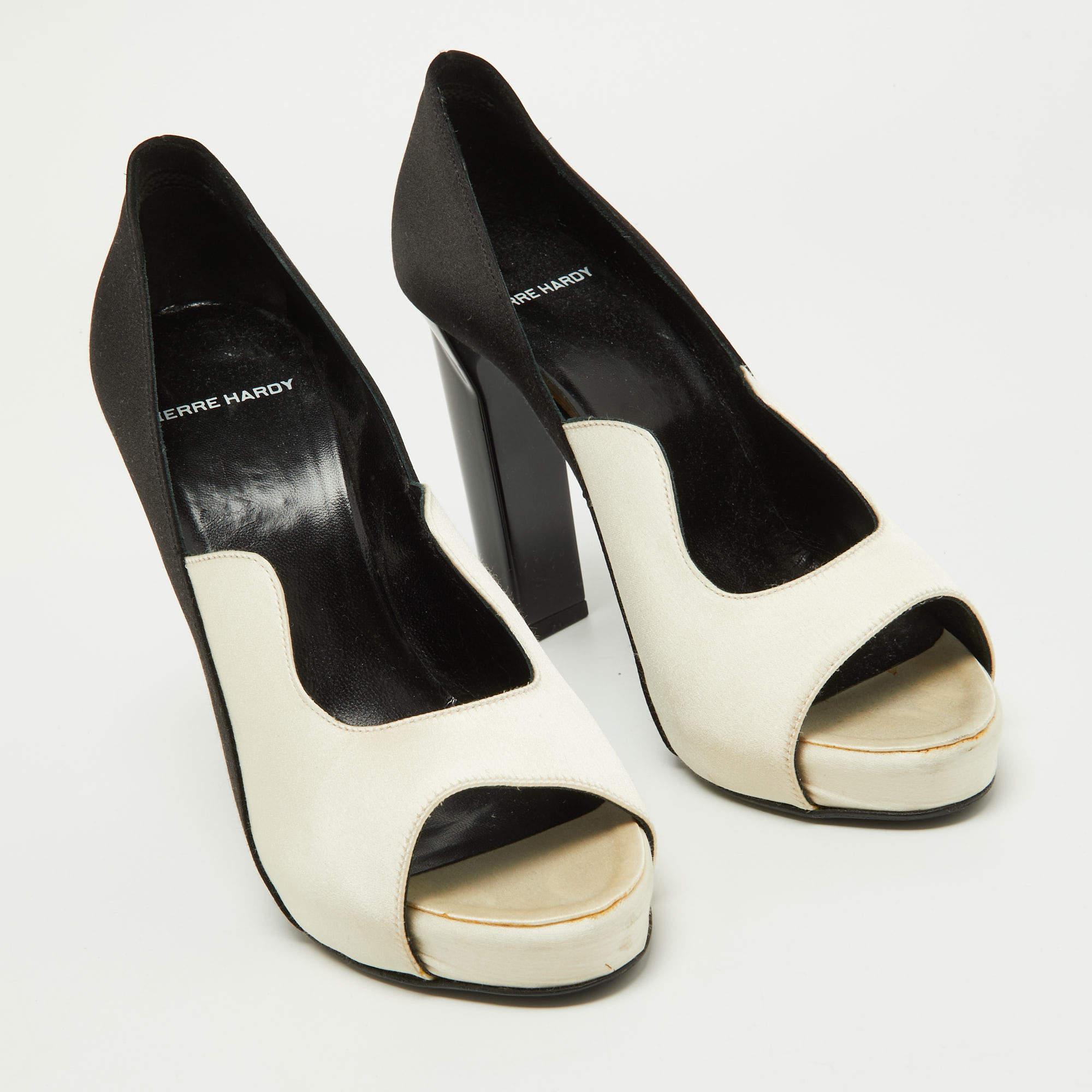Women's Pierre Hardy White/Black Satin Peep Toe Pumps Size 38.5 For Sale